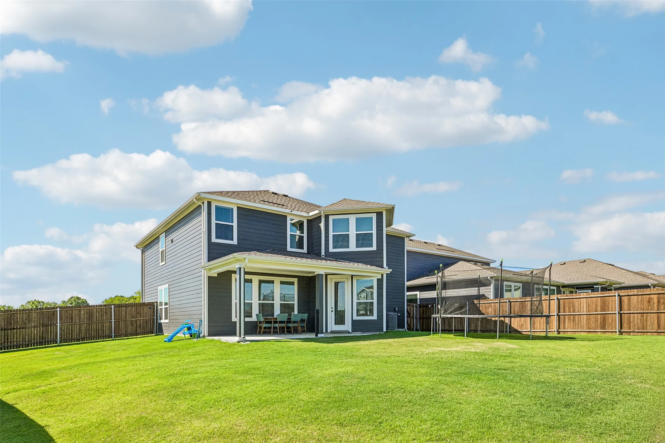 Single Family Residence For Rent in Dallas County , 721 Saint Lawrence Drive, Seagoville, Texas 75159, 3 Bedroom, 3 Bathroom, 2 Garage spaces, 2,752 Sqft, built in 2025, mls#21401917, Real Estate Agent in Seagoville, Homes For Rent in Dallas county, Homes For Rent in Seagoville, Realtor in Seagoville Texas, Real Estate Brokerage Independent Realty Texas, Luminita Cordes Realtor
