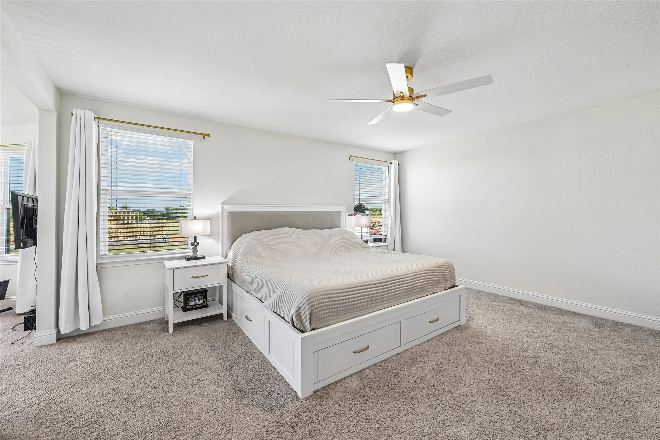 Single Family Residence For Rent in Dallas County , 721 Saint Lawrence Drive, Seagoville, Texas 75159, 3 Bedroom, 3 Bathroom, 2 Garage spaces, 2,752 Sqft, built in 2025, mls#21401917, Real Estate Agent in Seagoville, Homes For Rent in Dallas county, Homes For Rent in Seagoville, Realtor in Seagoville Texas, Real Estate Brokerage Independent Realty Texas, Luminita Cordes Realtor
