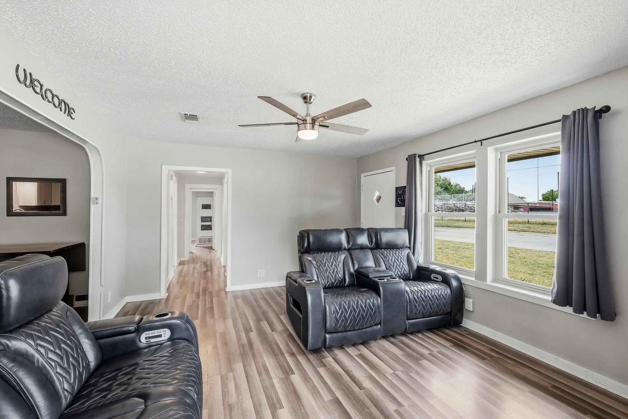 Single Family Residence For Sale in Wise County , 1512 Cobb Street, Bridgeport, Texas 76426, 3 Bedroom, 2 Bathroom, Garage spaces, 1,231 Sqft, built in 1960, mls#21401131, Real Estate Agent in Bridgeport, Homes For Sale in Wise county, Homes For Sale in Bridgeport, Realtor in Bridgeport Texas, Real Estate Brokerage Independent Realty Texas, Luminita Cordes Realtor