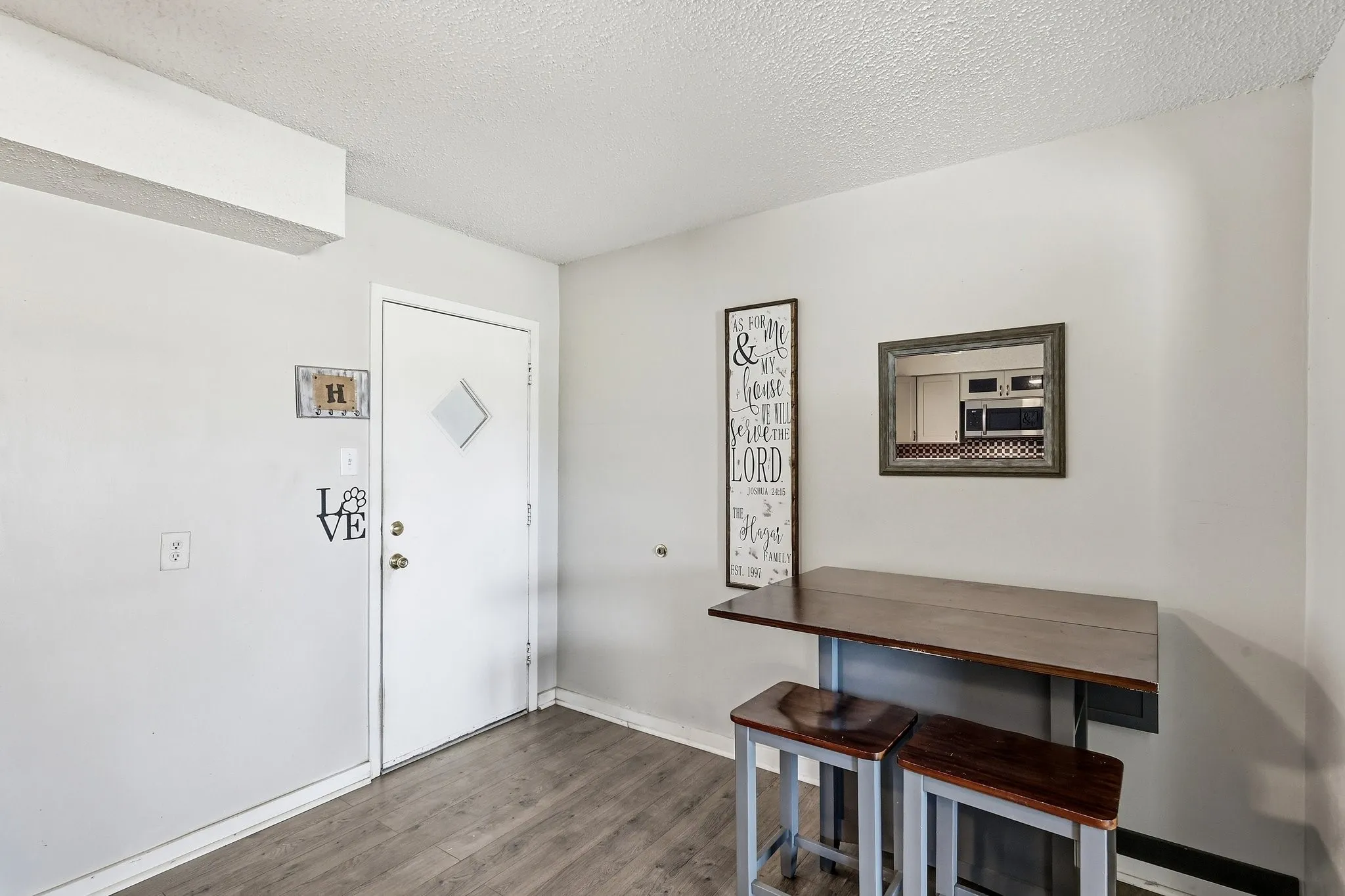 Single Family Residence For Sale in Wise County , 1512 Cobb Street, Bridgeport, Texas 76426, 3 Bedroom, 2 Bathroom, Garage spaces, 1,231 Sqft, built in 1960, mls#21401131, Real Estate Agent in Bridgeport, Homes For Sale in Wise county, Homes For Sale in Bridgeport, Realtor in Bridgeport Texas, Real Estate Brokerage Independent Realty Texas, Luminita Cordes Realtor