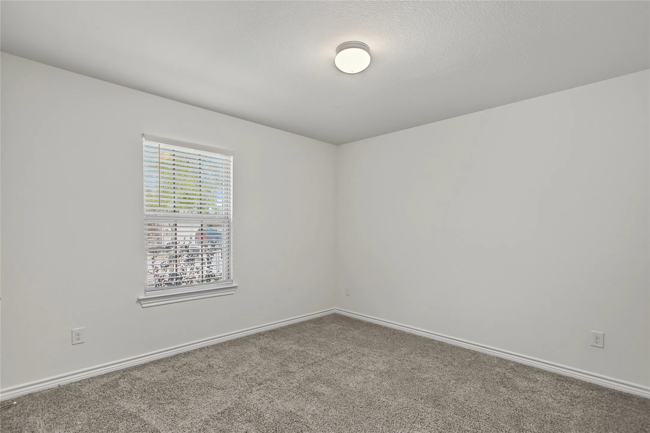 Single Family Residence For Rent in Collin County , 505 Range Drive, Princeton, Texas 75407, 4 Bedroom, 2 Bathroom, 2 Garage spaces, 2,014 Sqft, built in 2020, mls#21401943, Real Estate Agent in Princeton, Homes For Rent in Collin county, Homes For Rent in Princeton, Realtor in Princeton Texas, Real Estate Brokerage Independent Realty Texas, Luminita Cordes Realtor