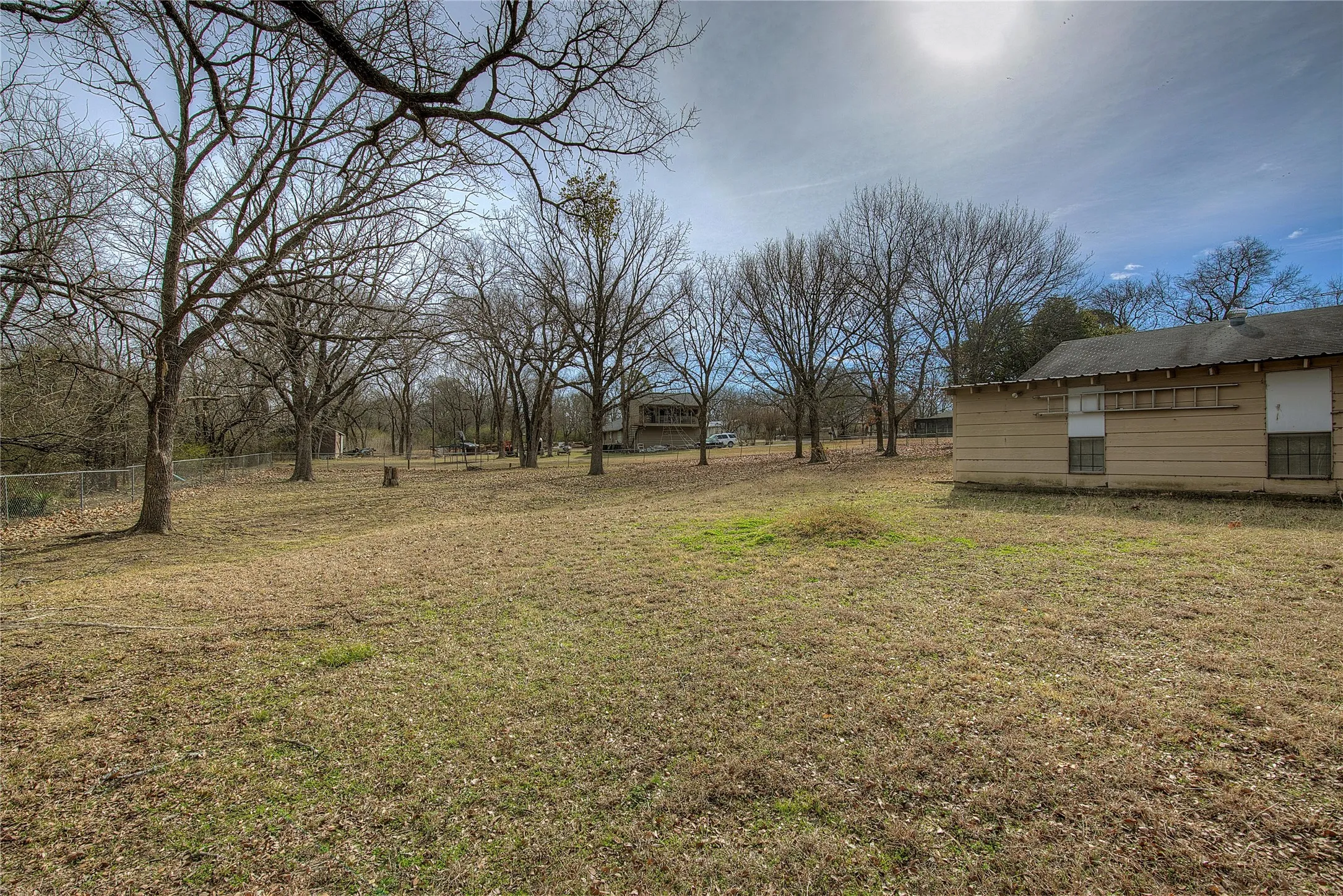 Single Family Residence For Sale in Rains County , 204 Garrett Avenue, East Tawakoni, Texas 75472, 2 Bedroom, 2 Bathroom, Garage spaces, 1,780 Sqft, built in 1982, mls#21401939, Real Estate Agent in East Tawakoni, Homes For Sale in Rains county, Homes For Sale in East Tawakoni, Realtor in East Tawakoni Texas, Real Estate Brokerage Independent Realty Texas, Luminita Cordes Realtor