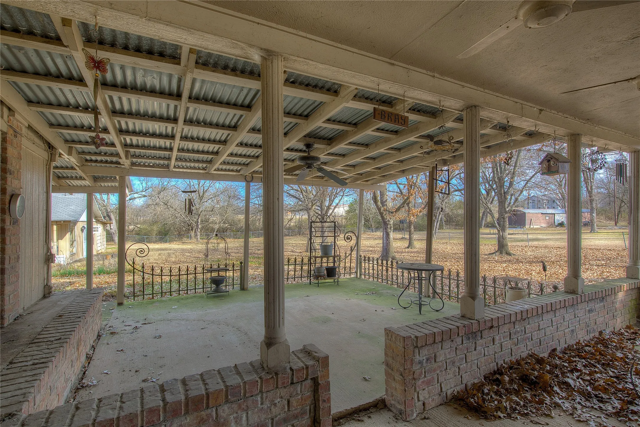 Single Family Residence For Sale in Rains County , 204 Garrett Avenue, East Tawakoni, Texas 75472, 2 Bedroom, 2 Bathroom, Garage spaces, 1,780 Sqft, built in 1982, mls#21401939, Real Estate Agent in East Tawakoni, Homes For Sale in Rains county, Homes For Sale in East Tawakoni, Realtor in East Tawakoni Texas, Real Estate Brokerage Independent Realty Texas, Luminita Cordes Realtor