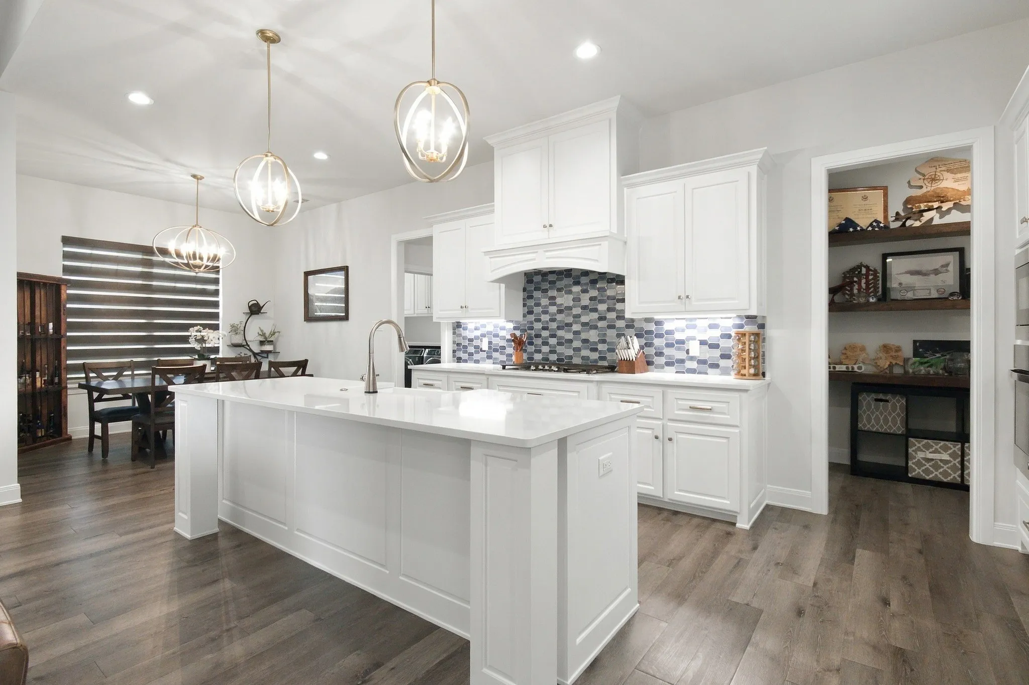 Single Family Residence For Sale in Taylor County , 212 Runnymede Way, Abilene, Texas 79606, 4 Bedroom, 3 Bathroom, 2 Garage spaces, 2,350 Sqft, built in 2021, mls#21400258, Real Estate Agent in Abilene, Homes For Sale in Taylor county, Homes For Sale in Abilene, Realtor in Abilene Texas, Real Estate Brokerage Independent Realty Texas, Luminita Cordes Realtor