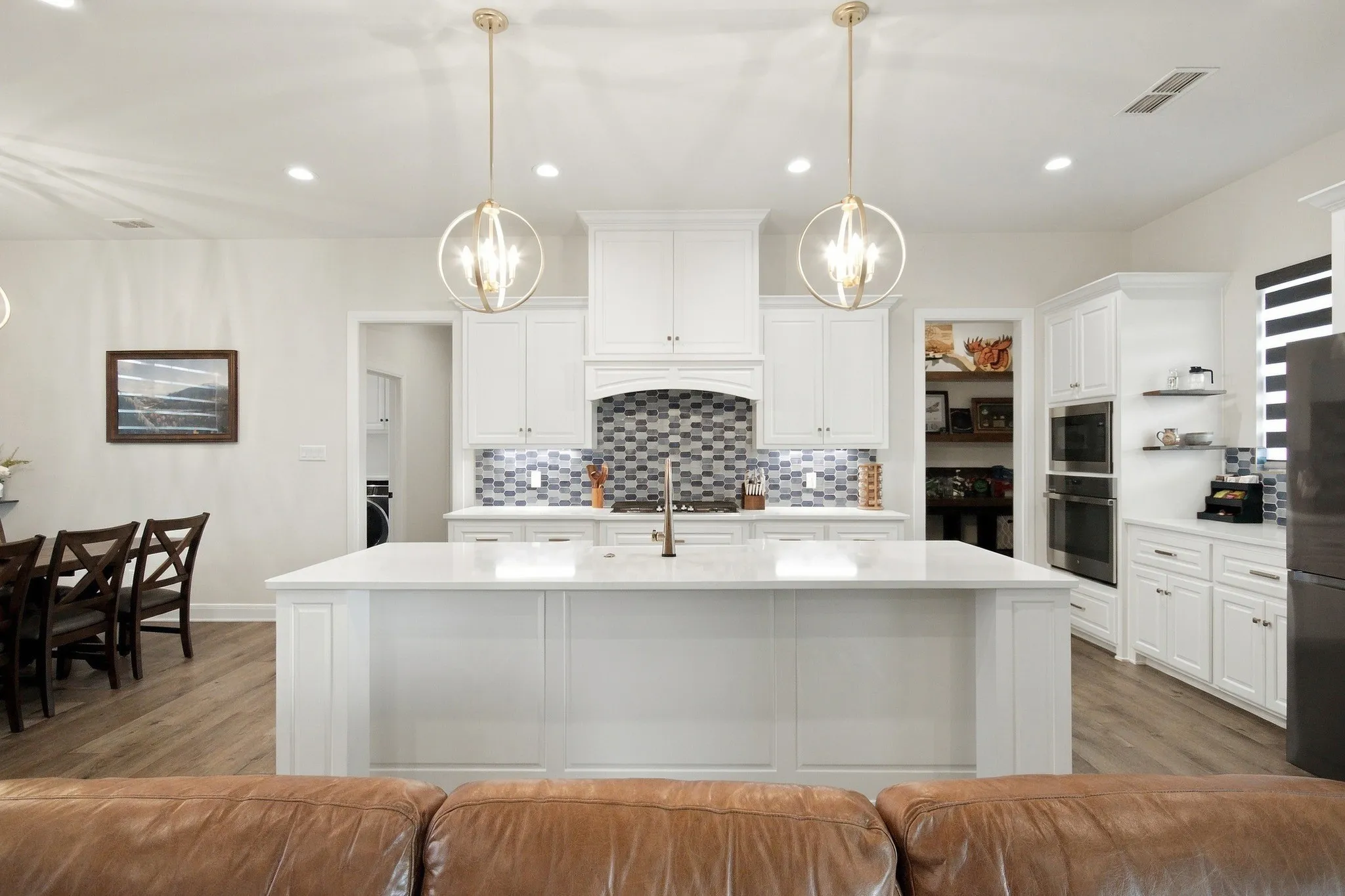 Single Family Residence For Sale in Taylor County , 212 Runnymede Way, Abilene, Texas 79606, 4 Bedroom, 3 Bathroom, 2 Garage spaces, 2,350 Sqft, built in 2021, mls#21400258, Real Estate Agent in Abilene, Homes For Sale in Taylor county, Homes For Sale in Abilene, Realtor in Abilene Texas, Real Estate Brokerage Independent Realty Texas, Luminita Cordes Realtor