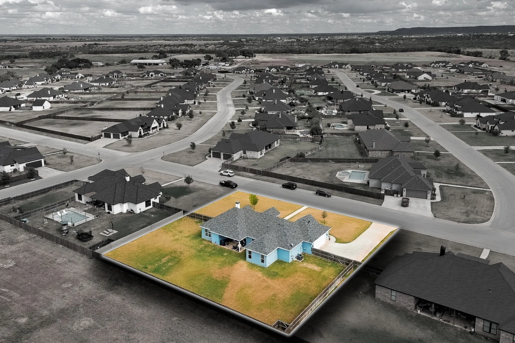 Single Family Residence For Sale in Taylor County , 212 Runnymede Way, Abilene, Texas 79606, 4 Bedroom, 3 Bathroom, 2 Garage spaces, 2,350 Sqft, built in 2021, mls#21400258, Real Estate Agent in Abilene, Homes For Sale in Taylor county, Homes For Sale in Abilene, Realtor in Abilene Texas, Real Estate Brokerage Independent Realty Texas, Luminita Cordes Realtor