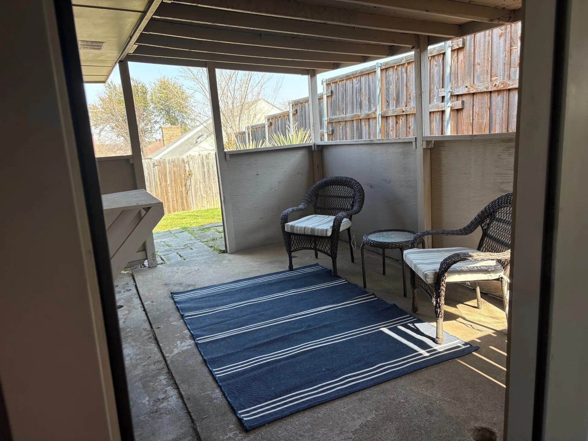 Single Family Residence For Sale in Denton County , 2203 Placid Drive, Carrollton, Texas 75007, 3 Bedroom, 2 Bathroom, Garage spaces, 1,620 Sqft, built in 1983, mls#21401928, Real Estate Agent in Carrollton, Homes For Sale in Denton county, Homes For Sale in Carrollton, Realtor in Carrollton Texas, Real Estate Brokerage Independent Realty Texas, Luminita Cordes Realtor