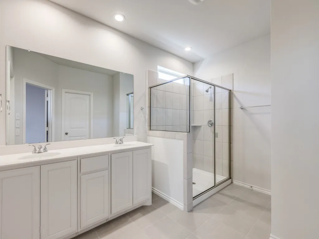 Single Family Residence For Rent in Collin County , 3326 Celestial Lane, Melissa, Texas 75454, 3 Bedroom, 3 Bathroom, 2 Garage spaces, 2,155 Sqft, built in 2023, mls#21401955, Real Estate Agent in Melissa, Homes For Rent in Collin county, Homes For Rent in Melissa, Realtor in Melissa Texas, Real Estate Brokerage Independent Realty Texas, Luminita Cordes Realtor