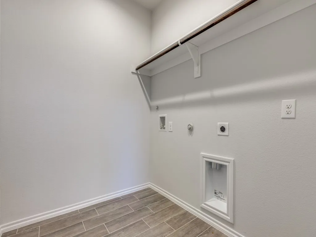 Single Family Residence For Rent in Collin County , 3326 Celestial Lane, Melissa, Texas 75454, 3 Bedroom, 3 Bathroom, 2 Garage spaces, 2,155 Sqft, built in 2023, mls#21401955, Real Estate Agent in Melissa, Homes For Rent in Collin county, Homes For Rent in Melissa, Realtor in Melissa Texas, Real Estate Brokerage Independent Realty Texas, Luminita Cordes Realtor
