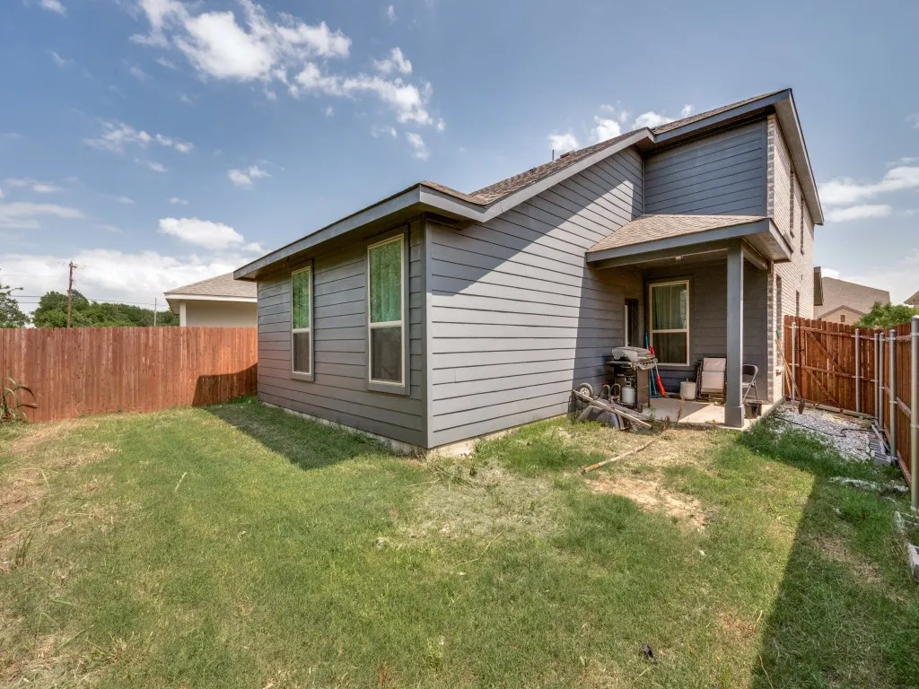 Single Family Residence For Rent in Collin County , 3326 Celestial Lane, Melissa, Texas 75454, 3 Bedroom, 3 Bathroom, 2 Garage spaces, 2,155 Sqft, built in 2023, mls#21401955, Real Estate Agent in Melissa, Homes For Rent in Collin county, Homes For Rent in Melissa, Realtor in Melissa Texas, Real Estate Brokerage Independent Realty Texas, Luminita Cordes Realtor