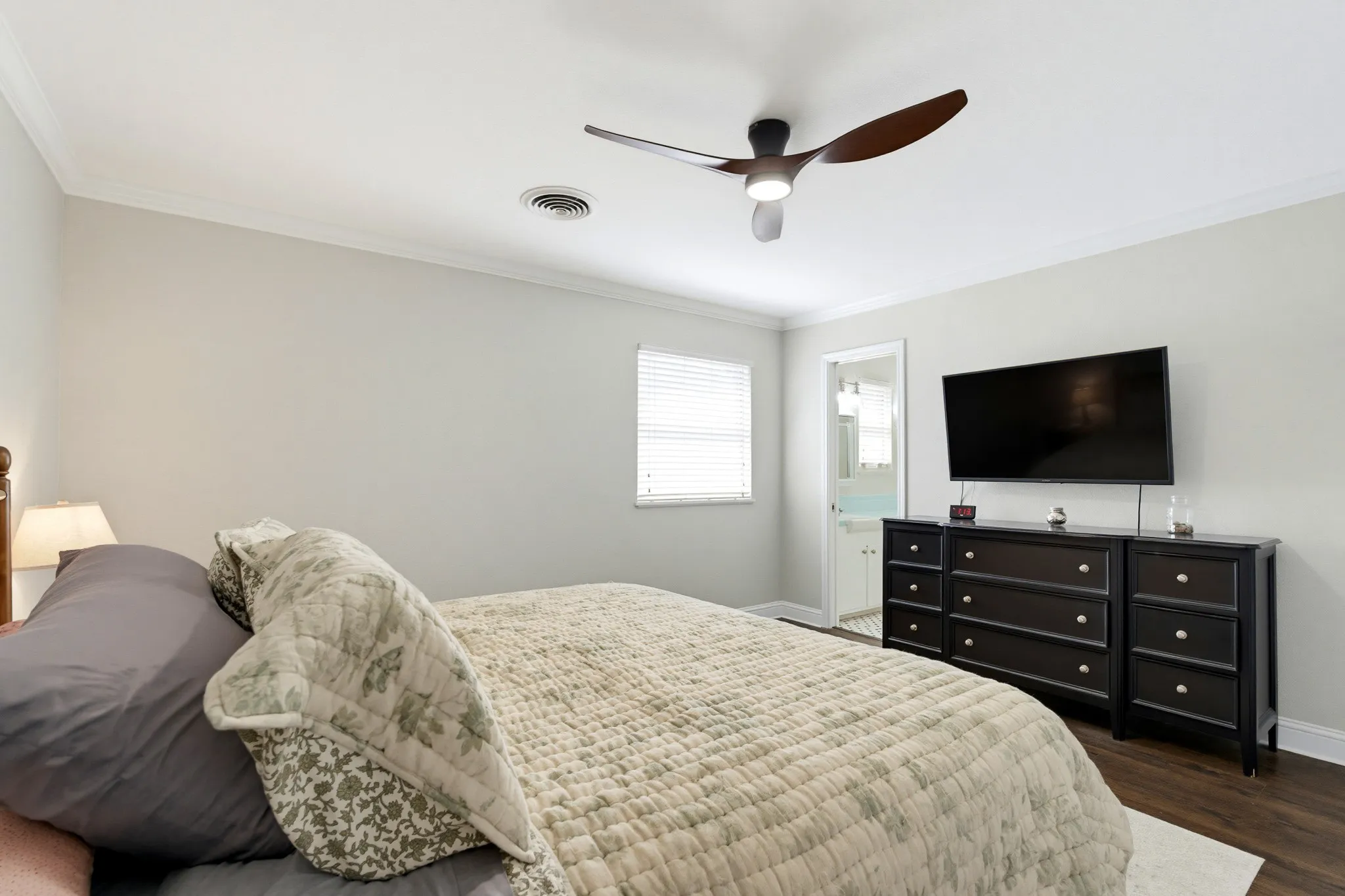 Single Family Residence For Sale in Taylor County , 2517 S Elmwood, Abilene, Texas 79605, 3 Bedroom, 2 Bathroom, 2 Garage spaces, 1,816 Sqft, built in 1961, mls#21395096, Real Estate Agent in Abilene, Homes For Sale in Taylor county, Homes For Sale in Abilene, Realtor in Abilene Texas, Real Estate Brokerage Independent Realty Texas, Luminita Cordes Realtor