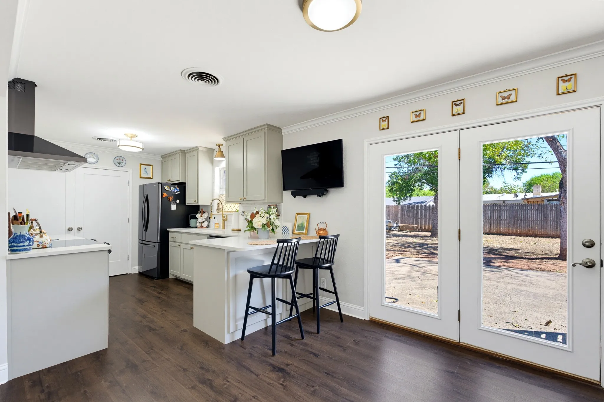 Single Family Residence For Sale in Taylor County , 2517 S Elmwood, Abilene, Texas 79605, 3 Bedroom, 2 Bathroom, 2 Garage spaces, 1,816 Sqft, built in 1961, mls#21395096, Real Estate Agent in Abilene, Homes For Sale in Taylor county, Homes For Sale in Abilene, Realtor in Abilene Texas, Real Estate Brokerage Independent Realty Texas, Luminita Cordes Realtor