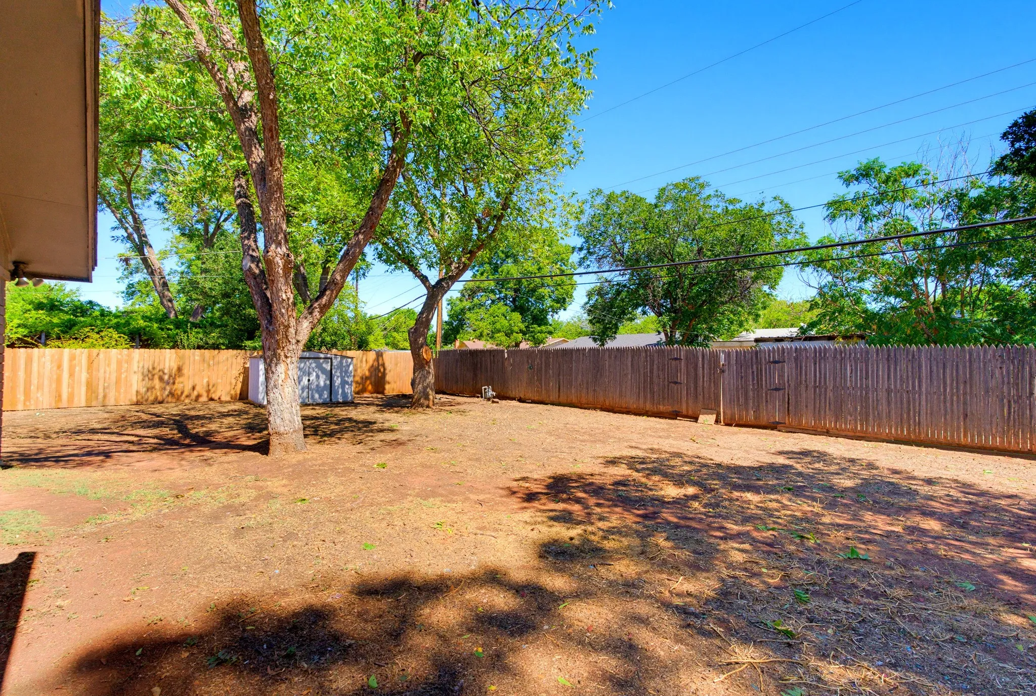 Single Family Residence For Sale in Taylor County , 2517 S Elmwood, Abilene, Texas 79605, 3 Bedroom, 2 Bathroom, 2 Garage spaces, 1,816 Sqft, built in 1961, mls#21395096, Real Estate Agent in Abilene, Homes For Sale in Taylor county, Homes For Sale in Abilene, Realtor in Abilene Texas, Real Estate Brokerage Independent Realty Texas, Luminita Cordes Realtor