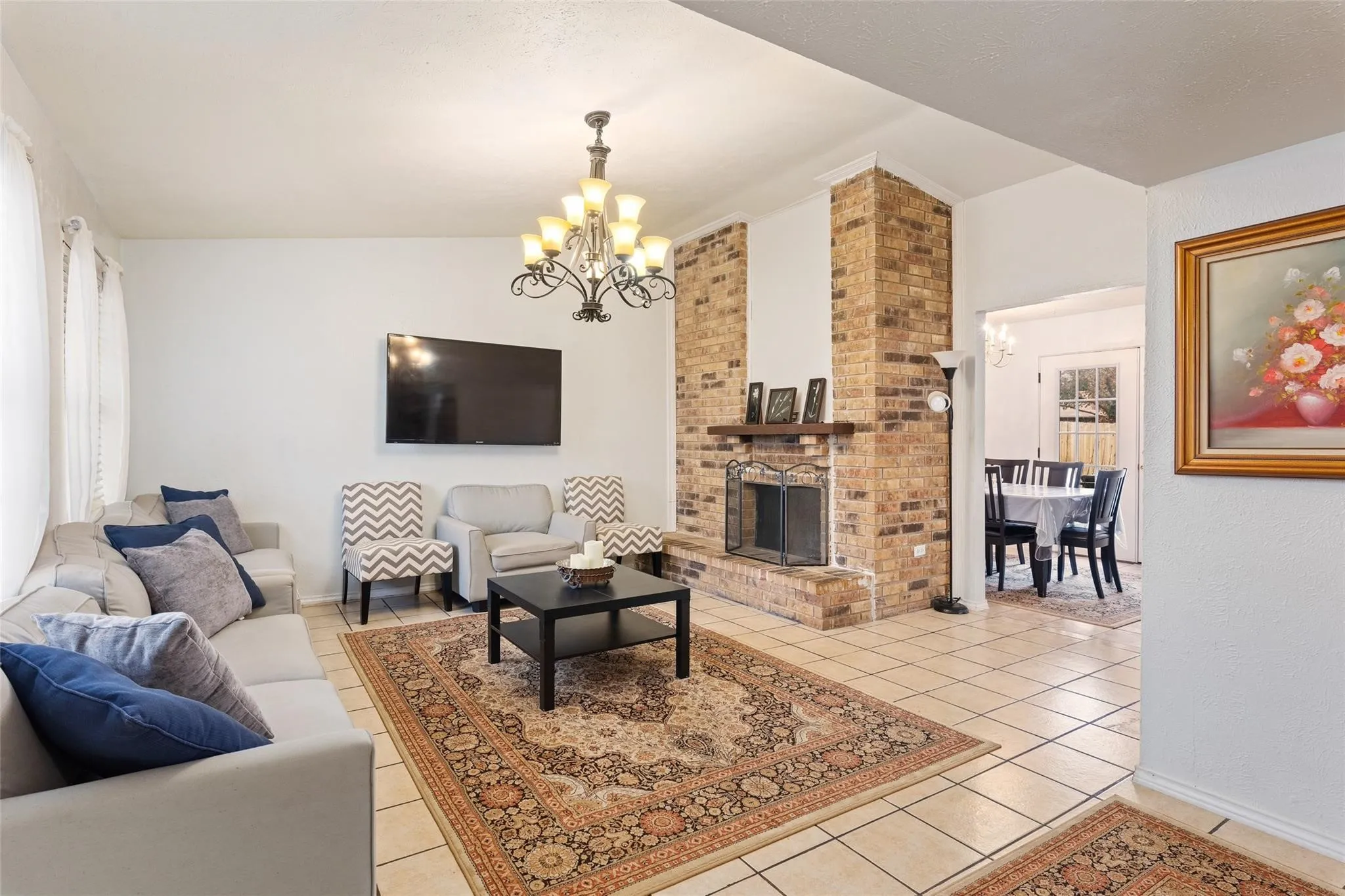 Single Family Residence For Rent in Denton County , 2110 Rose Hill Road, Carrollton, Texas 75007, 3 Bedroom, 2 Bathroom, 2 Garage spaces, 1,512 Sqft, built in 1979, mls#21401960, Real Estate Agent in Carrollton, Homes For Rent in Denton county, Homes For Rent in Carrollton, Realtor in Carrollton Texas, Real Estate Brokerage Independent Realty Texas, Luminita Cordes Realtor