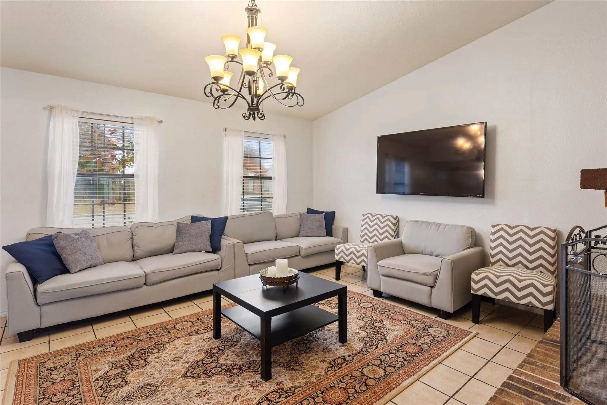 Single Family Residence For Rent in Denton County , 2110 Rose Hill Road, Carrollton, Texas 75007, 3 Bedroom, 2 Bathroom, 2 Garage spaces, 1,512 Sqft, built in 1979, mls#21401960, Real Estate Agent in Carrollton, Homes For Rent in Denton county, Homes For Rent in Carrollton, Realtor in Carrollton Texas, Real Estate Brokerage Independent Realty Texas, Luminita Cordes Realtor