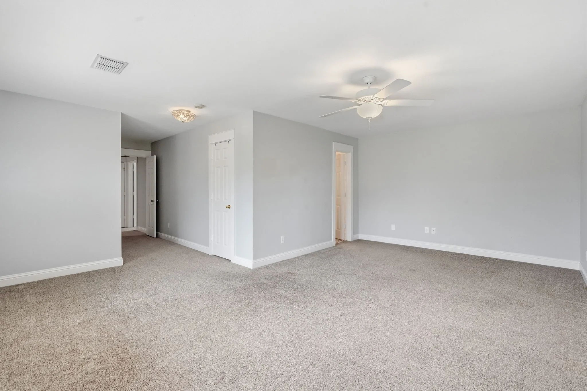 Single Family Residence For Sale in Dallas County , 229 Chestnut Lane, Coppell, Texas 75019, 4 Bedroom, 4 Bathroom, 2 Garage spaces, 3,025 Sqft, built in 1996, mls#21400838, Real Estate Agent in Coppell, Homes For Sale in Dallas county, Homes For Sale in Coppell, Realtor in Coppell Texas, Real Estate Brokerage Independent Realty Texas, Luminita Cordes Realtor