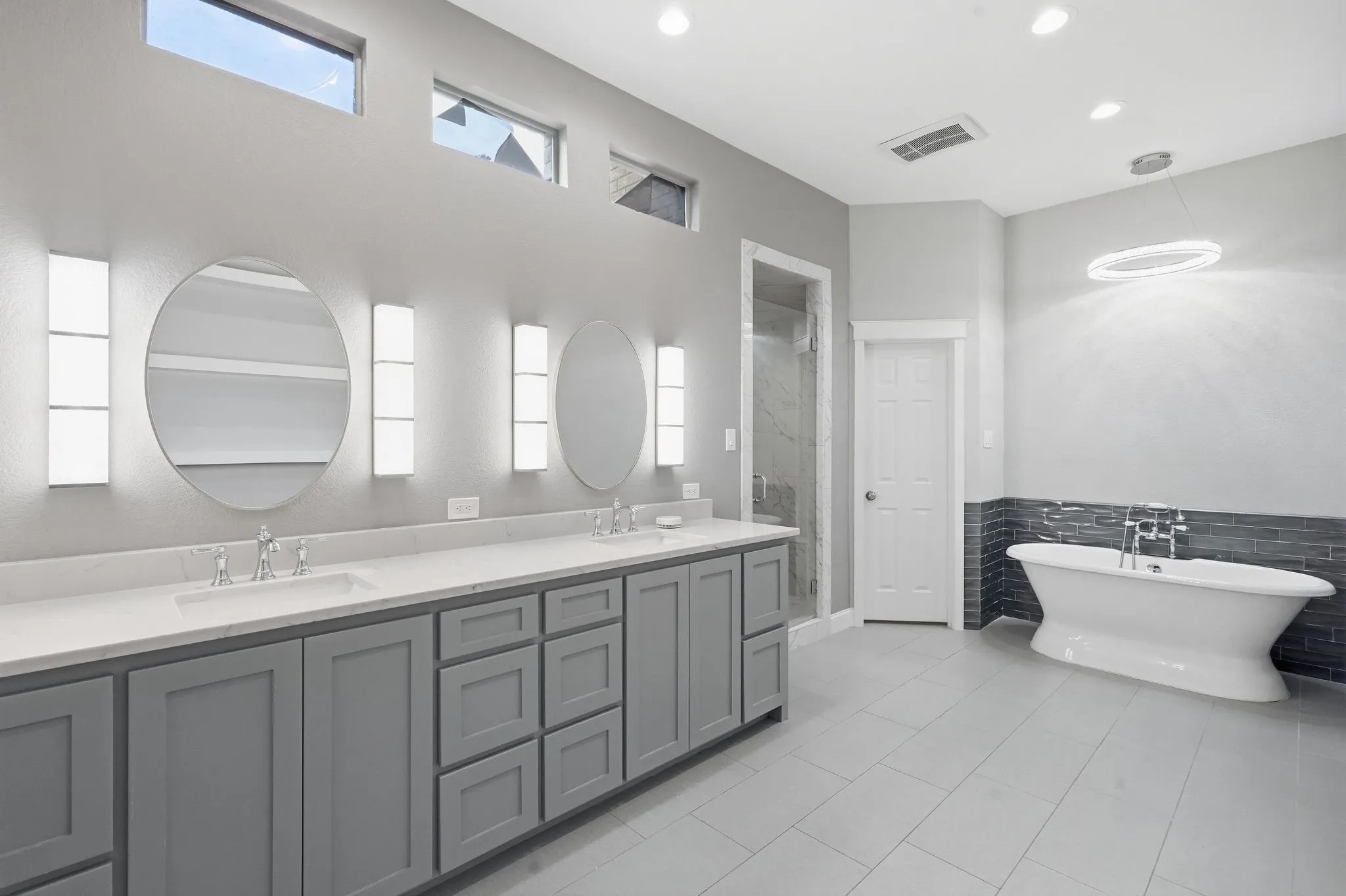 Single Family Residence For Sale in Dallas County , 229 Chestnut Lane, Coppell, Texas 75019, 4 Bedroom, 4 Bathroom, 2 Garage spaces, 3,025 Sqft, built in 1996, mls#21400838, Real Estate Agent in Coppell, Homes For Sale in Dallas county, Homes For Sale in Coppell, Realtor in Coppell Texas, Real Estate Brokerage Independent Realty Texas, Luminita Cordes Realtor