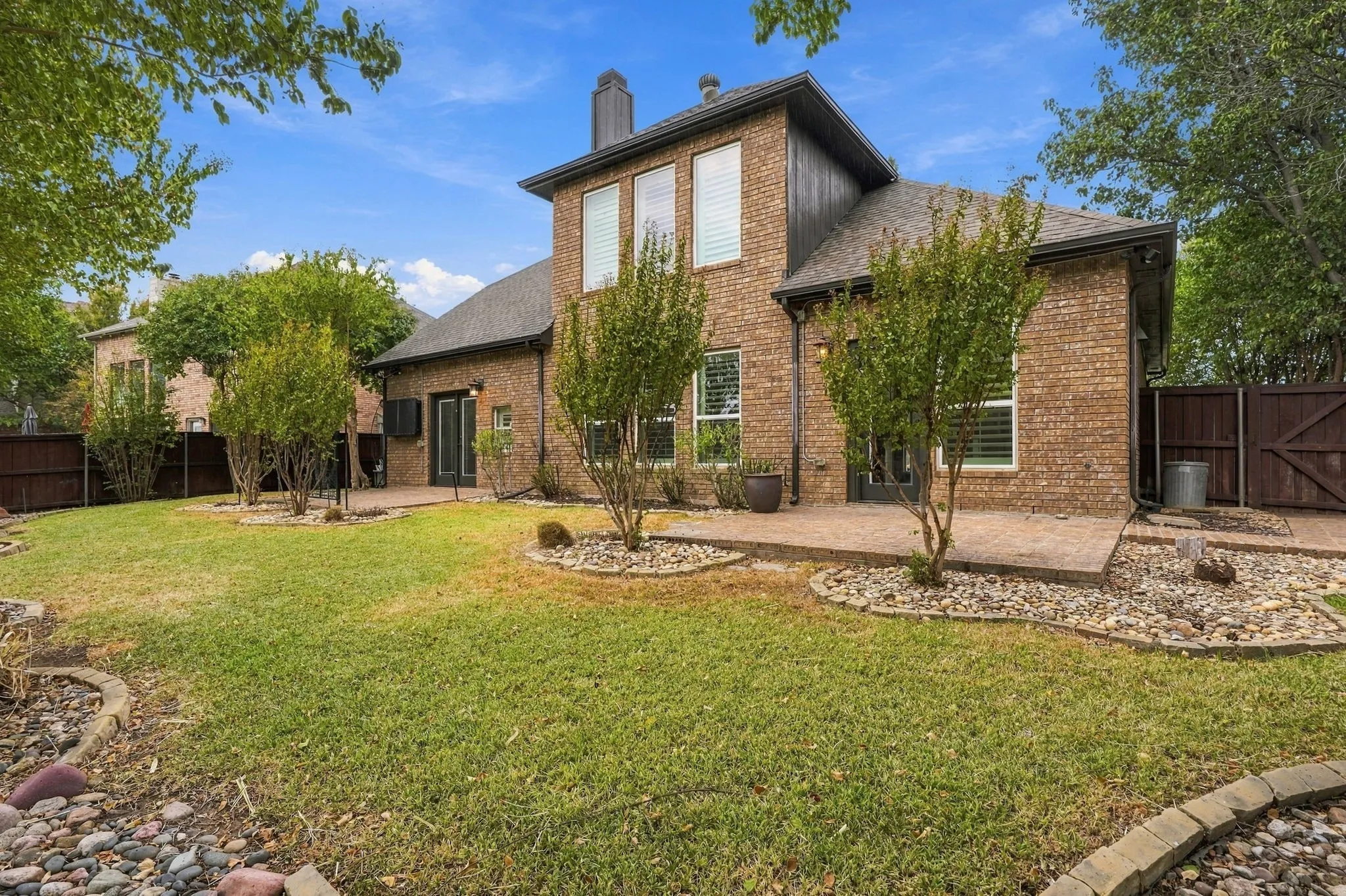Single Family Residence For Sale in Dallas County , 229 Chestnut Lane, Coppell, Texas 75019, 4 Bedroom, 4 Bathroom, 2 Garage spaces, 3,025 Sqft, built in 1996, mls#21400838, Real Estate Agent in Coppell, Homes For Sale in Dallas county, Homes For Sale in Coppell, Realtor in Coppell Texas, Real Estate Brokerage Independent Realty Texas, Luminita Cordes Realtor