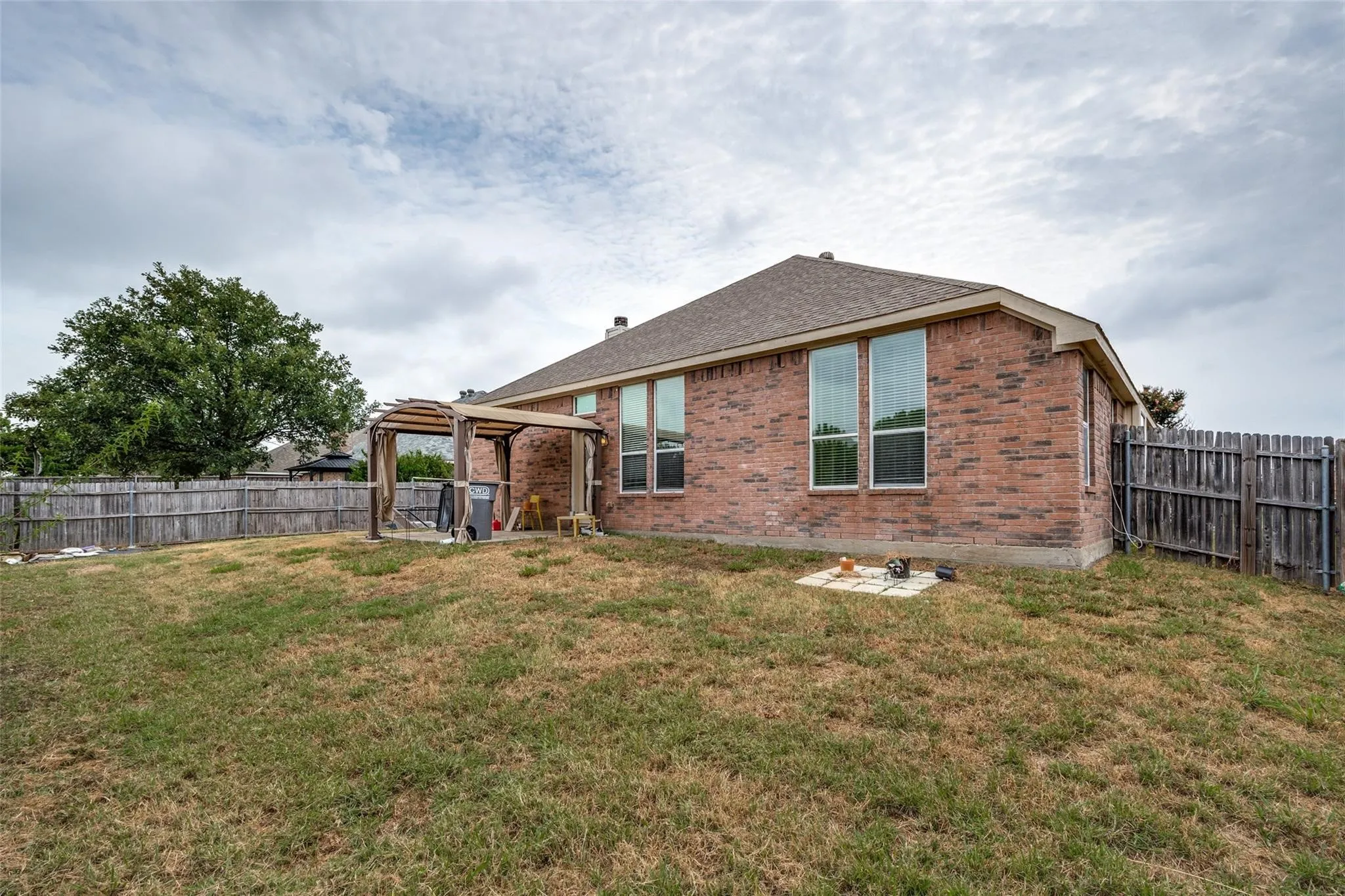 Single Family Residence For Rent in Collin County , 1304 Sierra Blanca Drive, Wylie, Texas 75098, 4 Bedroom, 2 Bathroom, 2 Garage spaces, 1,925 Sqft, built in 2006, mls#21401929, Real Estate Agent in Wylie, Homes For Rent in Collin county, Homes For Rent in Wylie, Realtor in Wylie Texas, Real Estate Brokerage Independent Realty Texas, Luminita Cordes Realtor