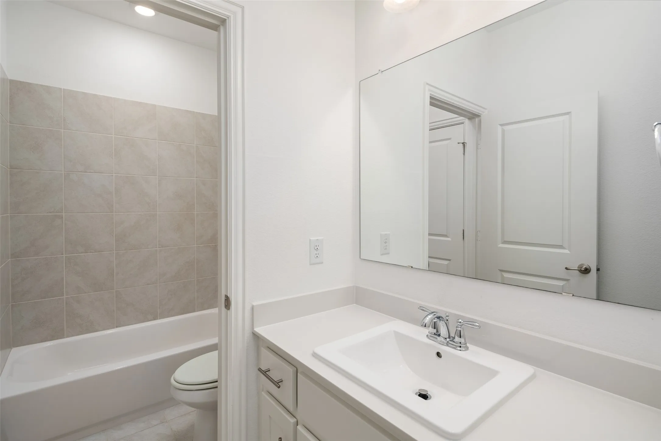 Upstairs Bathroom