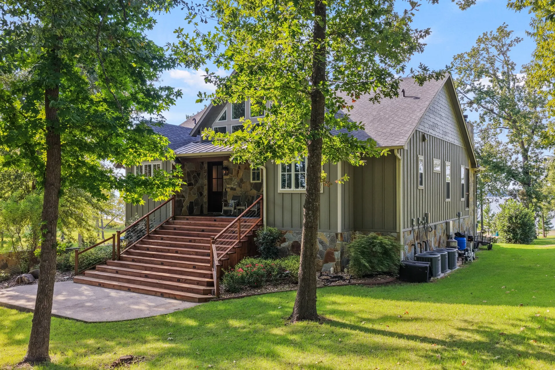 Single Family Residence For Sale in Wood County , 200 County Road 1297, Yantis, Texas 75497, 4 Bedroom, 3 Bathroom, 3 Garage spaces, 2,859 Sqft, built in 2020, mls#21401901, Real Estate Agent in Yantis, Homes For Sale in Wood county, Homes For Sale in Yantis, Realtor in Yantis Texas, Real Estate Brokerage Independent Realty Texas, Luminita Cordes Realtor