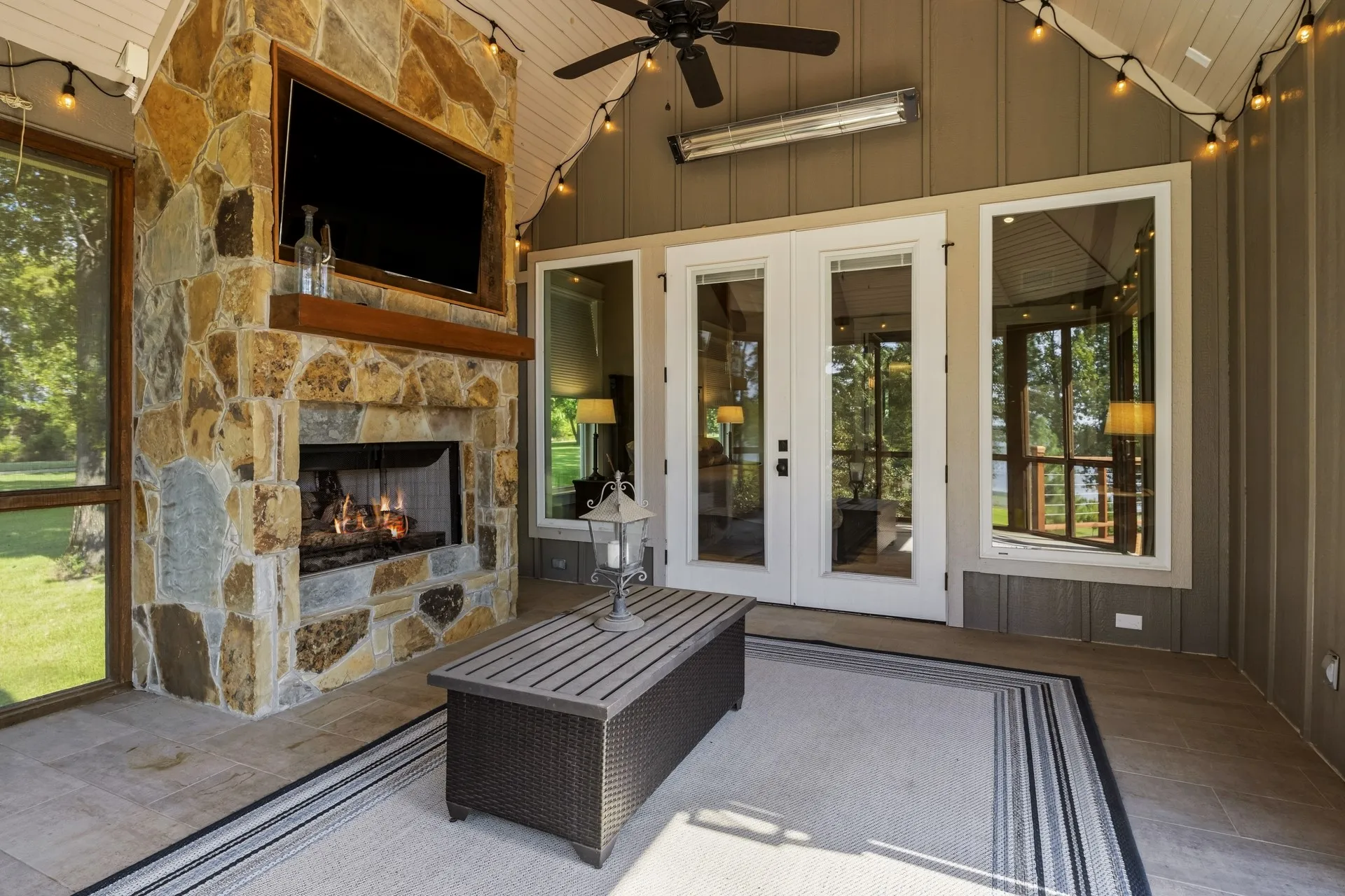Single Family Residence For Sale in Wood County , 200 County Road 1297, Yantis, Texas 75497, 4 Bedroom, 3 Bathroom, 3 Garage spaces, 2,859 Sqft, built in 2020, mls#21401901, Real Estate Agent in Yantis, Homes For Sale in Wood county, Homes For Sale in Yantis, Realtor in Yantis Texas, Real Estate Brokerage Independent Realty Texas, Luminita Cordes Realtor