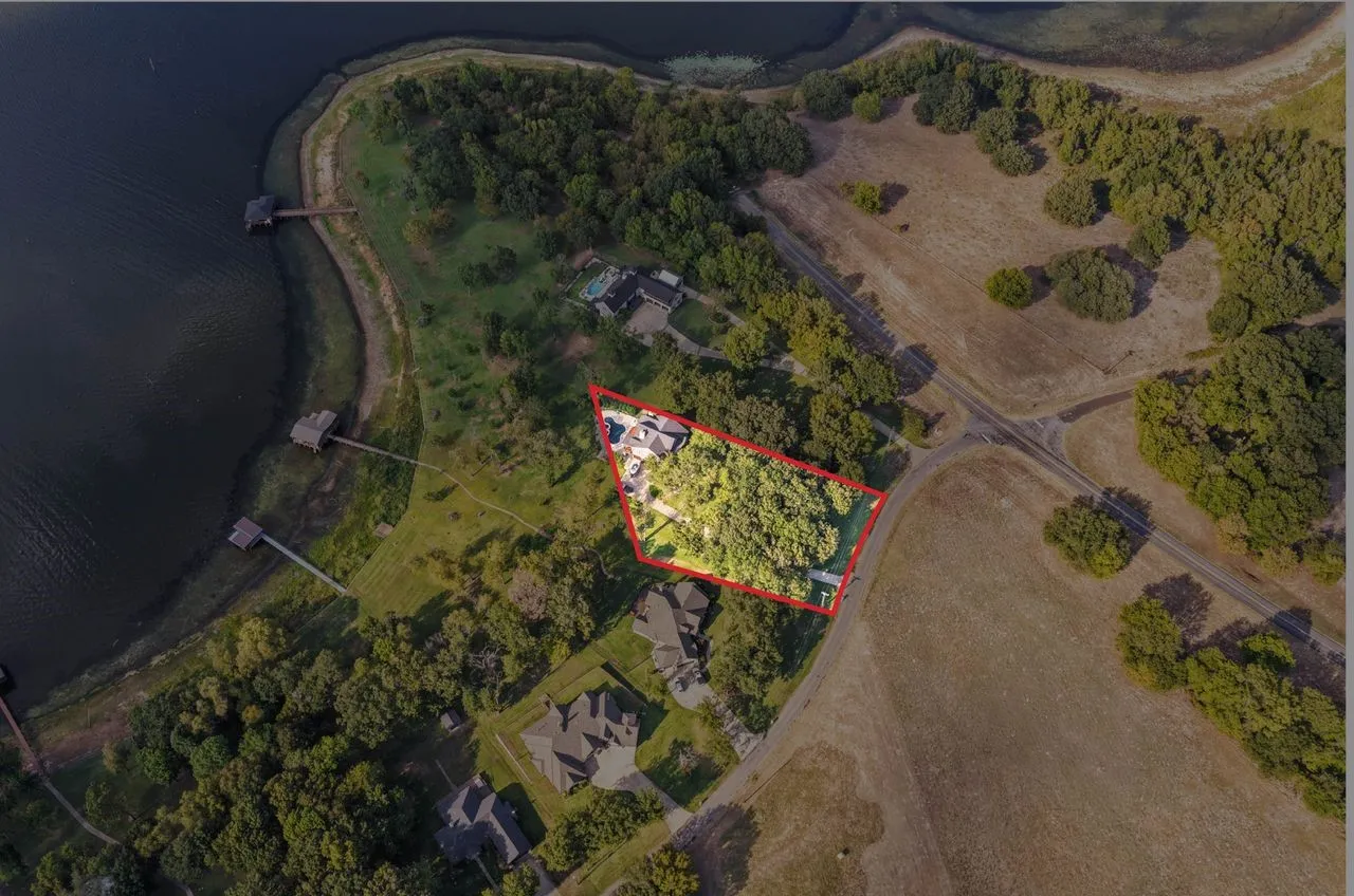 Single Family Residence For Sale in Wood County , 200 County Road 1297, Yantis, Texas 75497, 4 Bedroom, 3 Bathroom, 3 Garage spaces, 2,859 Sqft, built in 2020, mls#21401901, Real Estate Agent in Yantis, Homes For Sale in Wood county, Homes For Sale in Yantis, Realtor in Yantis Texas, Real Estate Brokerage Independent Realty Texas, Luminita Cordes Realtor