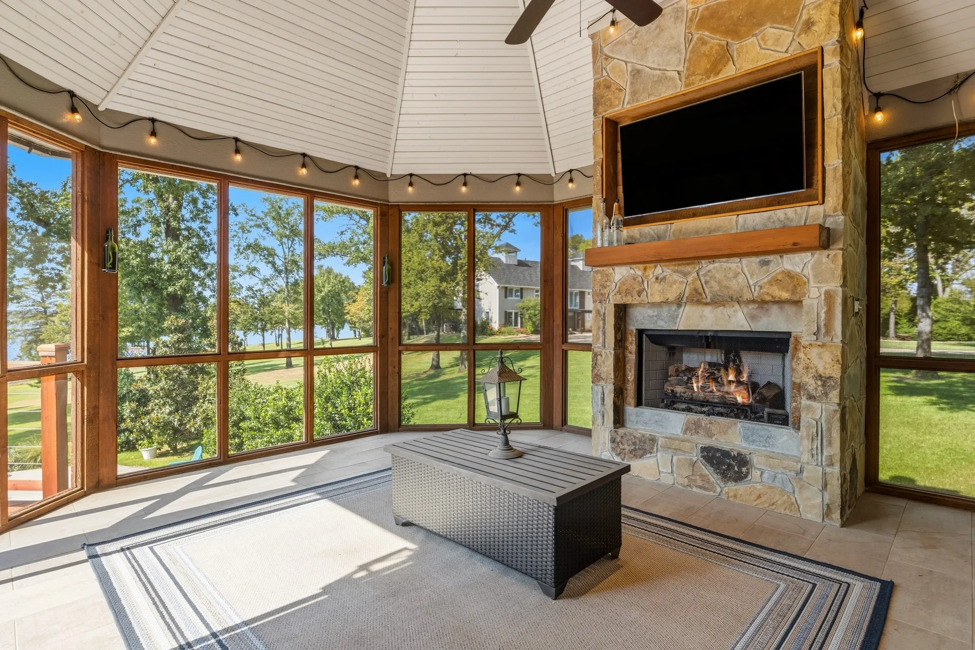 Single Family Residence For Sale in Wood County , 200 County Road 1297, Yantis, Texas 75497, 4 Bedroom, 3 Bathroom, 3 Garage spaces, 2,859 Sqft, built in 2020, mls#21401901, Real Estate Agent in Yantis, Homes For Sale in Wood county, Homes For Sale in Yantis, Realtor in Yantis Texas, Real Estate Brokerage Independent Realty Texas, Luminita Cordes Realtor