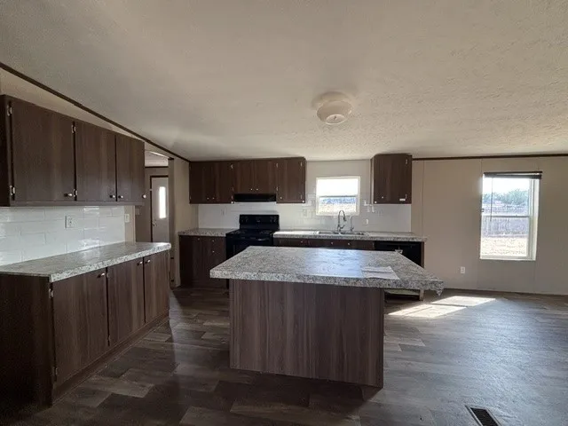 Mobile Home For Sale in Wise County , 141 Private Road 3814, Springtown, Texas 76082, 4 Bedroom, 2 Bathroom, Garage spaces, 1,956 Sqft, built in 2021, mls#21401977, Real Estate Agent in Springtown, Homes For Sale in Wise county, Homes For Sale in Springtown, Realtor in Springtown Texas, Real Estate Brokerage Independent Realty Texas, Luminita Cordes Realtor