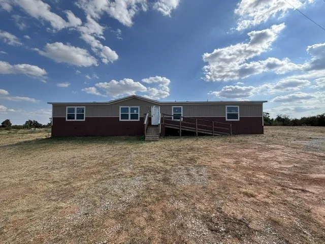 Mobile Home For Sale in Wise County , 141 Private Road 3814, Springtown, Texas 76082, 4 Bedroom, 2 Bathroom, Garage spaces, 1,956 Sqft, built in 2021, mls#21401977, Real Estate Agent in Springtown, Homes For Sale in Wise county, Homes For Sale in Springtown, Realtor in Springtown Texas, Real Estate Brokerage Independent Realty Texas, Luminita Cordes Realtor