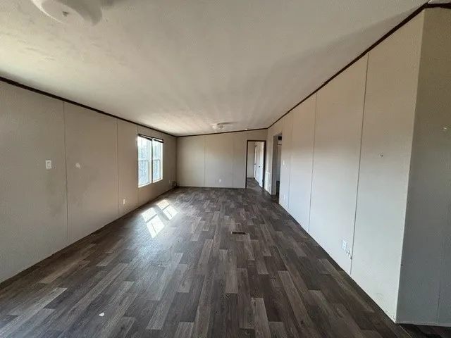 Mobile Home For Sale in Wise County , 141 Private Road 3814, Springtown, Texas 76082, 4 Bedroom, 2 Bathroom, Garage spaces, 1,956 Sqft, built in 2021, mls#21401977, Real Estate Agent in Springtown, Homes For Sale in Wise county, Homes For Sale in Springtown, Realtor in Springtown Texas, Real Estate Brokerage Independent Realty Texas, Luminita Cordes Realtor