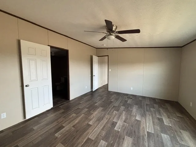 Mobile Home For Sale in Wise County , 141 Private Road 3814, Springtown, Texas 76082, 4 Bedroom, 2 Bathroom, Garage spaces, 1,956 Sqft, built in 2021, mls#21401977, Real Estate Agent in Springtown, Homes For Sale in Wise county, Homes For Sale in Springtown, Realtor in Springtown Texas, Real Estate Brokerage Independent Realty Texas, Luminita Cordes Realtor