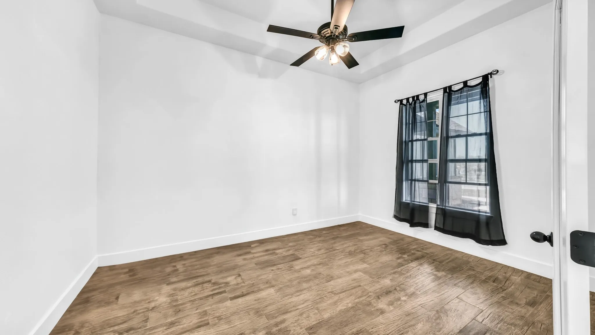 Single Family Residence For Rent in Parker County , 1175 Paradise Parkway, Poolville, Texas 76487, 4 Bedroom, 2 Bathroom, 3 Garage spaces, 2,300 Sqft, built in 2022, mls#21400397, Real Estate Agent in Poolville, Homes For Rent in Parker county, Homes For Rent in Poolville, Realtor in Poolville Texas, Real Estate Brokerage Independent Realty Texas, Luminita Cordes Realtor