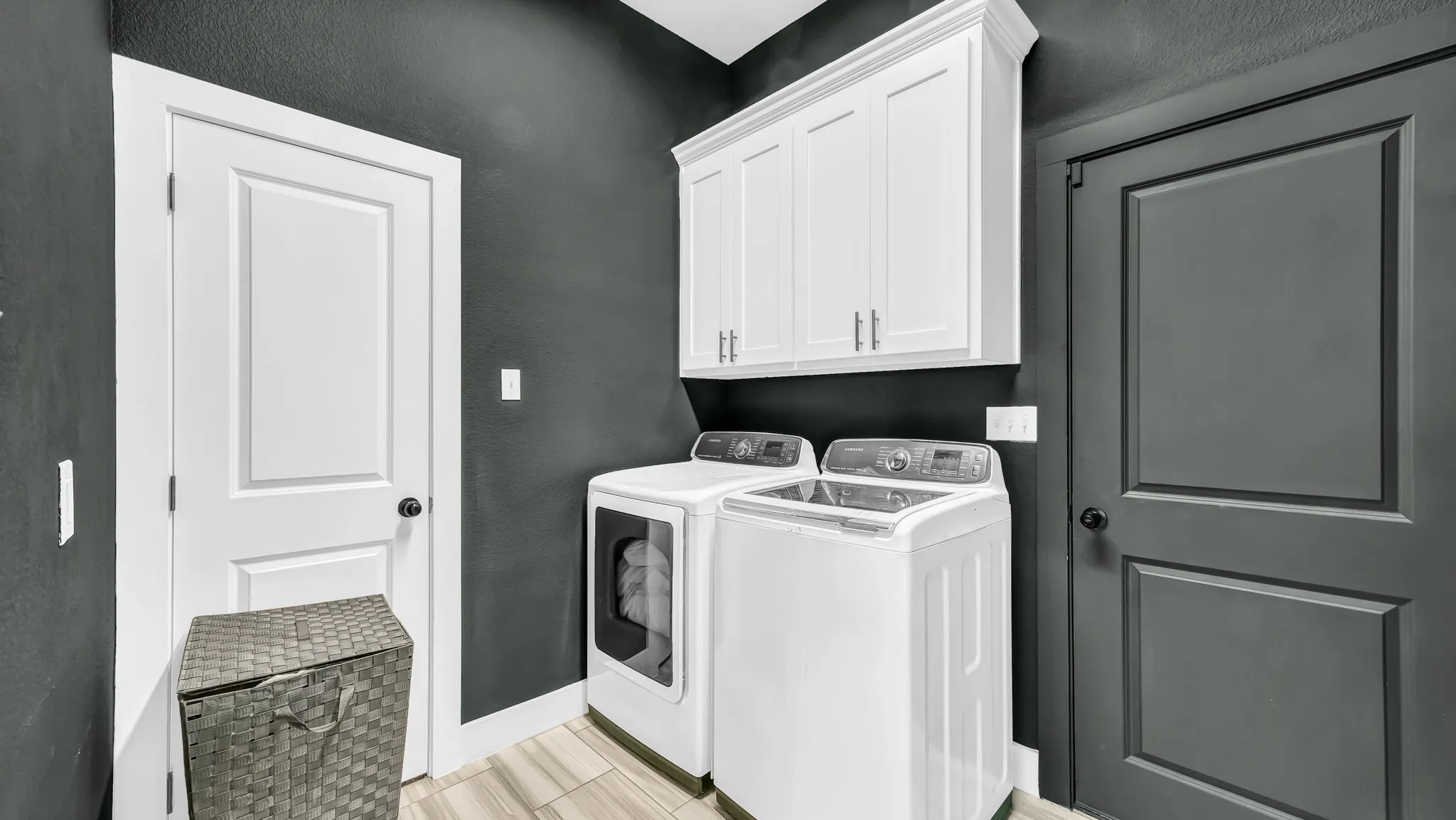 Single Family Residence For Rent in Parker County , 1175 Paradise Parkway, Poolville, Texas 76487, 4 Bedroom, 2 Bathroom, 3 Garage spaces, 2,300 Sqft, built in 2022, mls#21400397, Real Estate Agent in Poolville, Homes For Rent in Parker county, Homes For Rent in Poolville, Realtor in Poolville Texas, Real Estate Brokerage Independent Realty Texas, Luminita Cordes Realtor