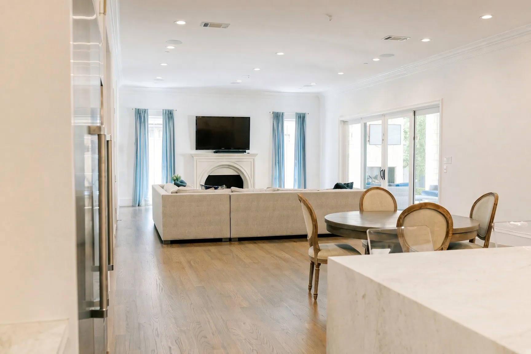 Single Family Residence For Rent in Dallas County , 7430 Caruth Boulevard, Dallas, Texas 75225, 4 Bedroom, 7 Bathroom, 2 Garage spaces, 6,573 Sqft, built in 2017, mls#21400767, Real Estate Agent in Dallas, Homes For Rent in Dallas county, Homes For Rent in Dallas, Realtor in Dallas Texas, Real Estate Brokerage Independent Realty Texas, Luminita Cordes Realtor