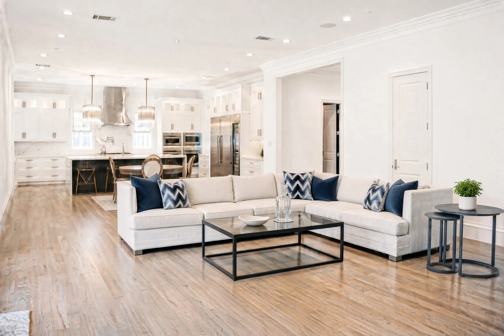Single Family Residence For Rent in Dallas County , 7430 Caruth Boulevard, Dallas, Texas 75225, 4 Bedroom, 7 Bathroom, 2 Garage spaces, 6,573 Sqft, built in 2017, mls#21400767, Real Estate Agent in Dallas, Homes For Rent in Dallas county, Homes For Rent in Dallas, Realtor in Dallas Texas, Real Estate Brokerage Independent Realty Texas, Luminita Cordes Realtor
