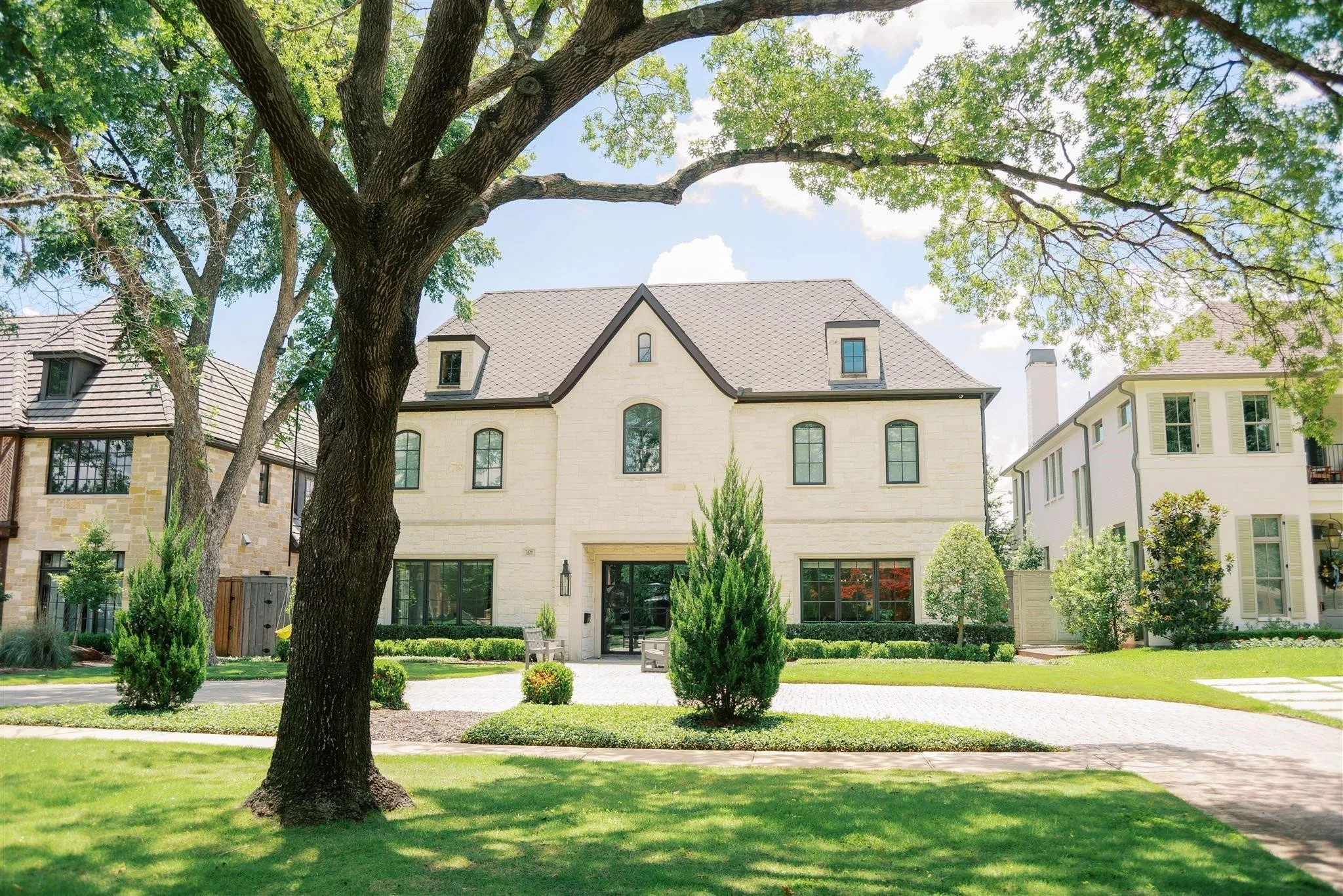 Single Family Residence For Rent in Dallas County , 7430 Caruth Boulevard, Dallas, Texas 75225, 4 Bedroom, 7 Bathroom, 2 Garage spaces, 6,573 Sqft, built in 2017, mls#21400767, Real Estate Agent in Dallas, Homes For Rent in Dallas county, Homes For Rent in Dallas, Realtor in Dallas Texas, Real Estate Brokerage Independent Realty Texas, Luminita Cordes Realtor