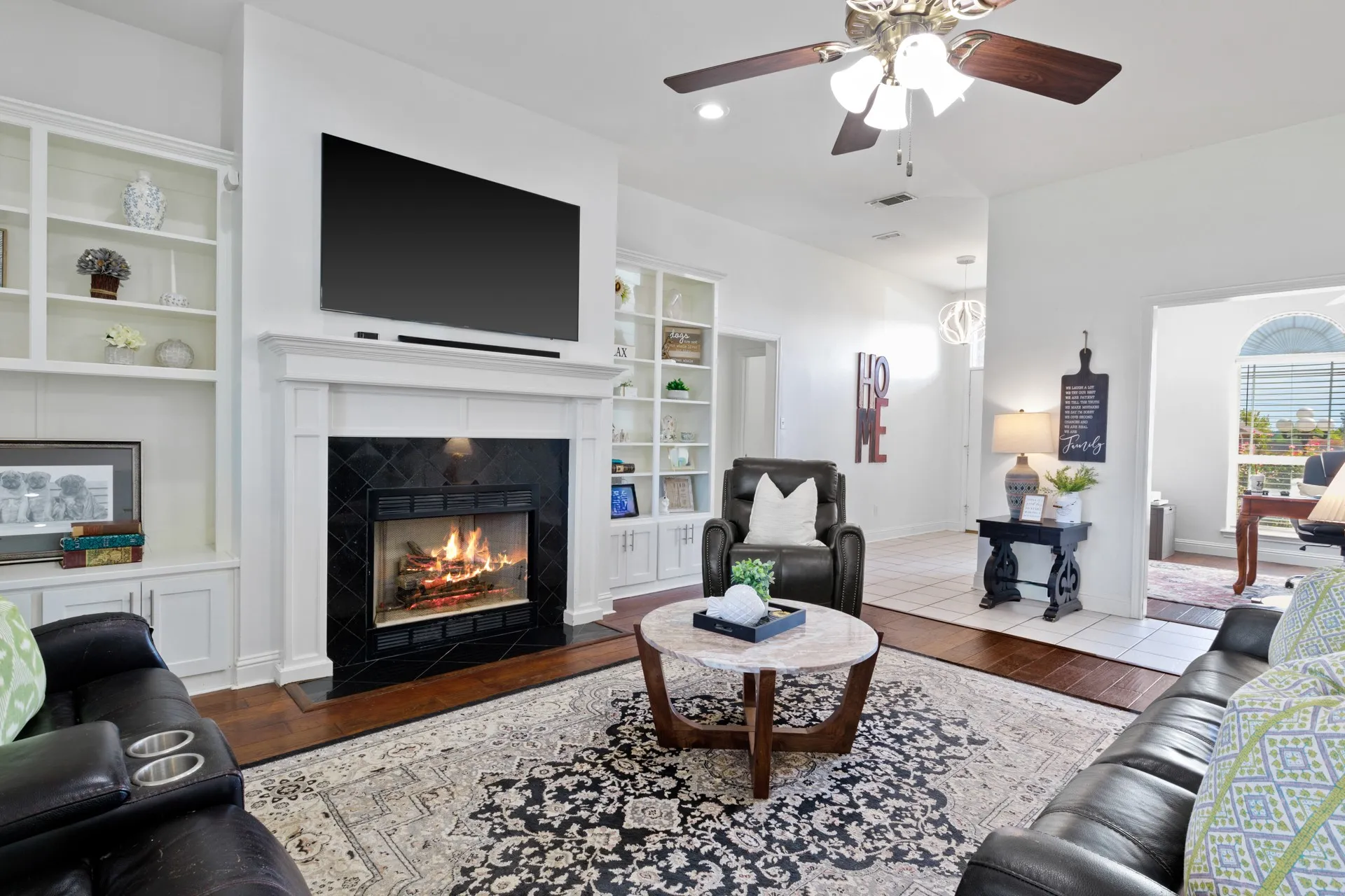 Single Family Residence For Sale in Titus County , 110 Diane Lane, Mt Pleasant, Texas 75455, 3 Bedroom, 3 Bathroom, 2 Garage spaces, 2,296 Sqft, built in 1999, mls#21397417, Real Estate Agent in Mt Pleasant, Homes For Sale in Titus county, Homes For Sale in Mt Pleasant, Realtor in Mt Pleasant Texas, Real Estate Brokerage Independent Realty Texas, Luminita Cordes Realtor
