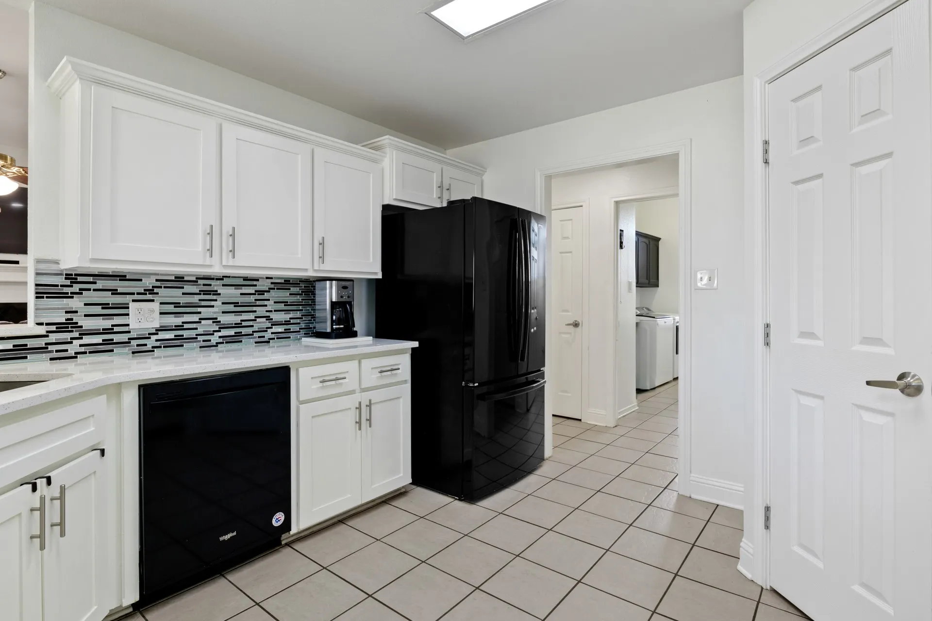 Single Family Residence For Sale in Titus County , 110 Diane Lane, Mt Pleasant, Texas 75455, 3 Bedroom, 3 Bathroom, 2 Garage spaces, 2,296 Sqft, built in 1999, mls#21397417, Real Estate Agent in Mt Pleasant, Homes For Sale in Titus county, Homes For Sale in Mt Pleasant, Realtor in Mt Pleasant Texas, Real Estate Brokerage Independent Realty Texas, Luminita Cordes Realtor