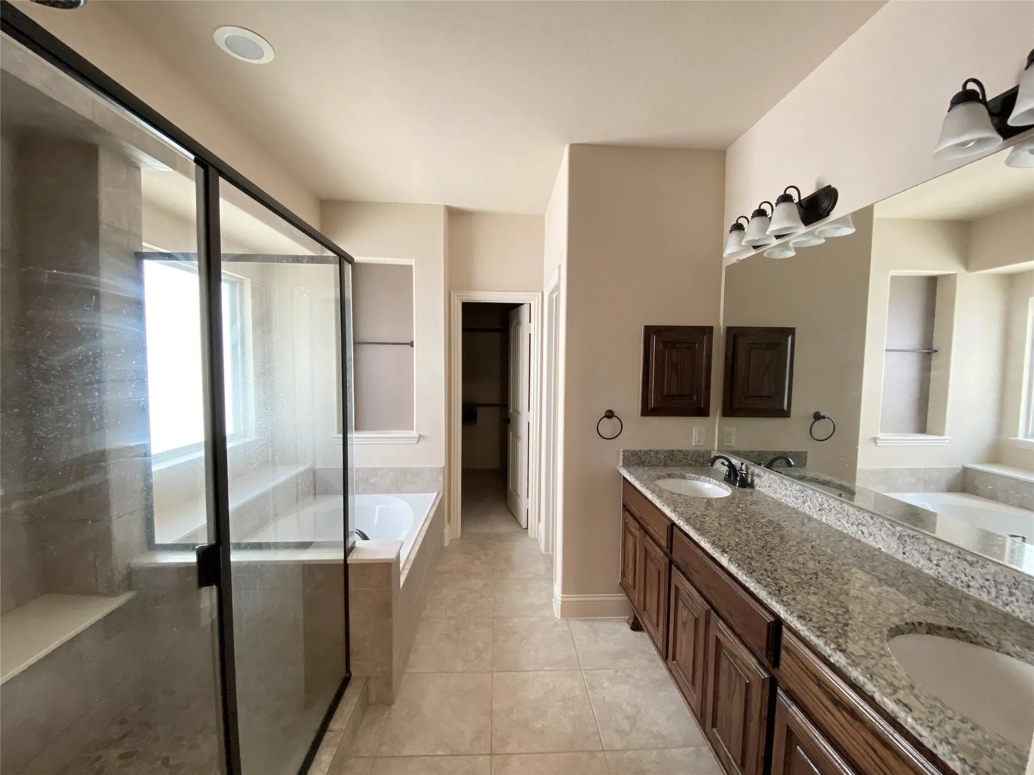 Single Family Residence For Rent in Collin County , 3901 Jeanette Lane, Mc Kinney, Texas 75071, 4 Bedroom, 4 Bathroom, 2 Garage spaces, 2,819 Sqft, built in 2016, mls#21401979, Real Estate Agent in Mc Kinney, Homes For Rent in Collin county, Homes For Rent in Mc Kinney, Realtor in Mc Kinney Texas, Real Estate Brokerage Independent Realty Texas, Luminita Cordes Realtor