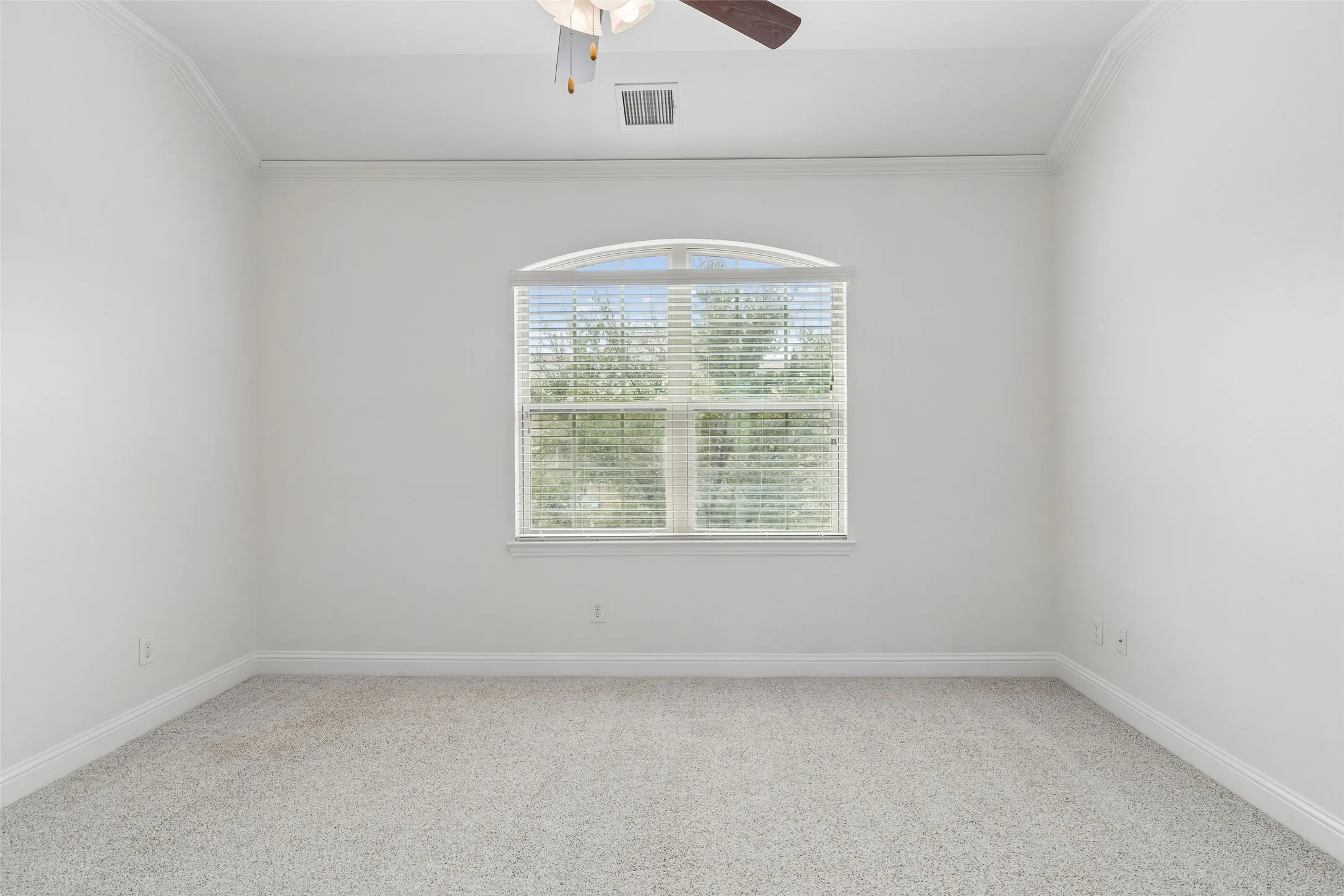 Townhouse For Sale in Dallas County , 833 Rohan Drive, Richardson, Texas 75081, 3 Bedroom, 3 Bathroom, 2 Garage spaces, 2,012 Sqft, built in 2016, mls#21398749, Real Estate Agent in Richardson, Homes For Sale in Dallas county, Homes For Sale in Richardson, Realtor in Richardson Texas, Real Estate Brokerage Independent Realty Texas, Luminita Cordes Realtor