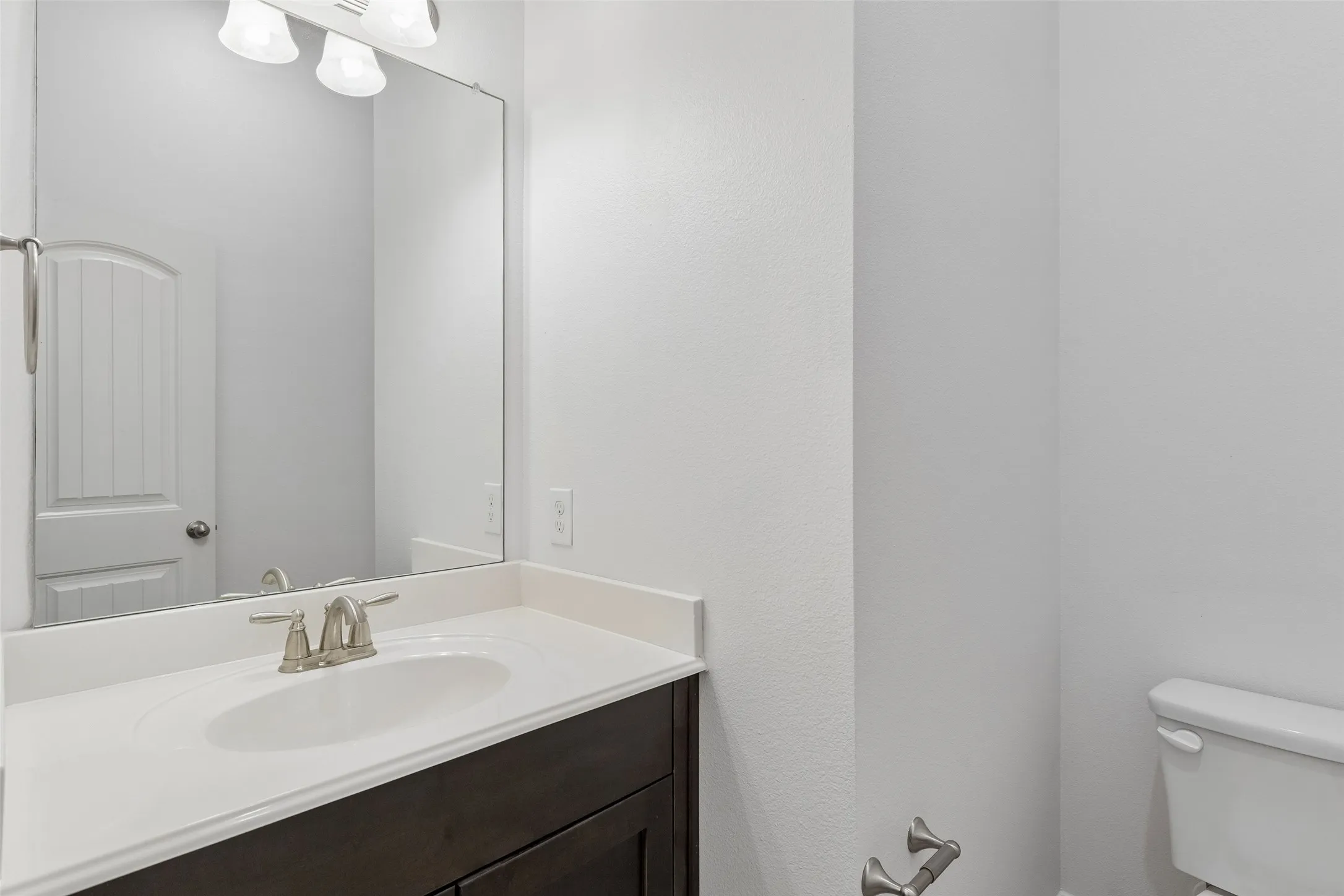 Townhouse For Sale in Dallas County , 833 Rohan Drive, Richardson, Texas 75081, 3 Bedroom, 3 Bathroom, 2 Garage spaces, 2,012 Sqft, built in 2016, mls#21398749, Real Estate Agent in Richardson, Homes For Sale in Dallas county, Homes For Sale in Richardson, Realtor in Richardson Texas, Real Estate Brokerage Independent Realty Texas, Luminita Cordes Realtor