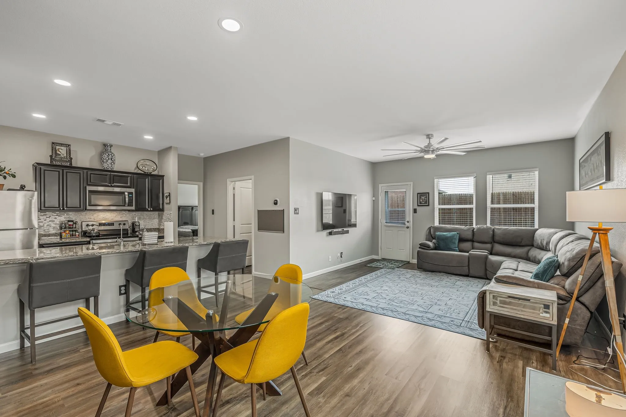 Single Family Residence For Rent in Tarrant County , 5332 Northfield Drive, Fort Worth, Texas 76179, 3 Bedroom, 2 Bathroom, 2 Garage spaces, 1,424 Sqft, built in 2020, mls#21401976, Real Estate Agent in Fort Worth, Homes For Rent in Tarrant county, Homes For Rent in Fort Worth, Realtor in Fort Worth Texas, Real Estate Brokerage Independent Realty Texas, Luminita Cordes Realtor