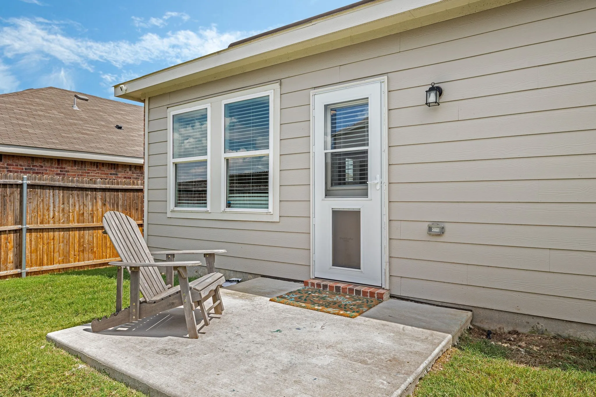 Single Family Residence For Rent in Tarrant County , 5332 Northfield Drive, Fort Worth, Texas 76179, 3 Bedroom, 2 Bathroom, 2 Garage spaces, 1,424 Sqft, built in 2020, mls#21401976, Real Estate Agent in Fort Worth, Homes For Rent in Tarrant county, Homes For Rent in Fort Worth, Realtor in Fort Worth Texas, Real Estate Brokerage Independent Realty Texas, Luminita Cordes Realtor
