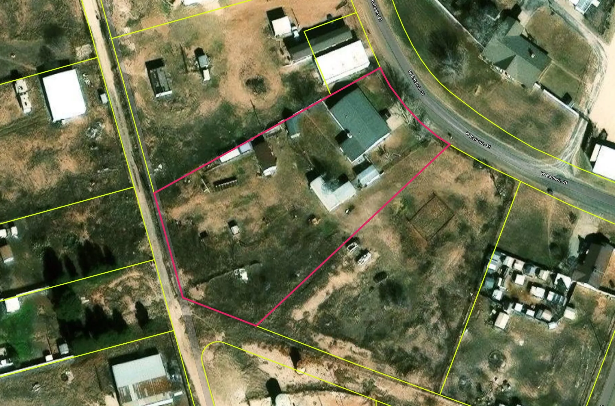 Single Family Residence For Sale in Ector County , 4929 W Baldwin Street, Odessa, Texas 79764, 4 Bedroom, 3 Bathroom, 2 Garage spaces, 3,076 Sqft, built in 1975, mls#21401971, Real Estate Agent in Odessa, Homes For Sale in Ector county, Homes For Sale in Odessa, Realtor in Odessa Texas, Real Estate Brokerage Independent Realty Texas, Luminita Cordes Realtor