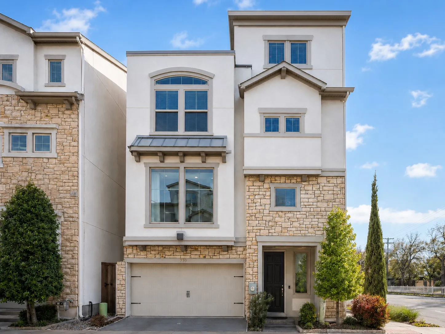 Single Family Residence For Rent in Dallas County , 730 Spanish Oaks Place, Dallas, Texas 75204, 3 Bedroom, 5 Bathroom, 2 Garage spaces, 2,354 Sqft, built in 2016, mls#21400562, Real Estate Agent in Dallas, Homes For Rent in Dallas county, Homes For Rent in Dallas, Realtor in Dallas Texas, Real Estate Brokerage Independent Realty Texas, Luminita Cordes Realtor