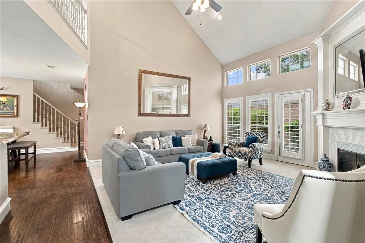 Single Family Residence For Sale in Collin County , 9205 Cedardale Drive, Plano, Texas 75025, 4 Bedroom, 4 Bathroom, 2 Garage spaces, 2,865 Sqft, built in 1999, mls#21401298, Real Estate Agent in Plano, Homes For Sale in Collin county, Homes For Sale in Plano, Realtor in Plano Texas, Real Estate Brokerage Independent Realty Texas, Luminita Cordes Realtor