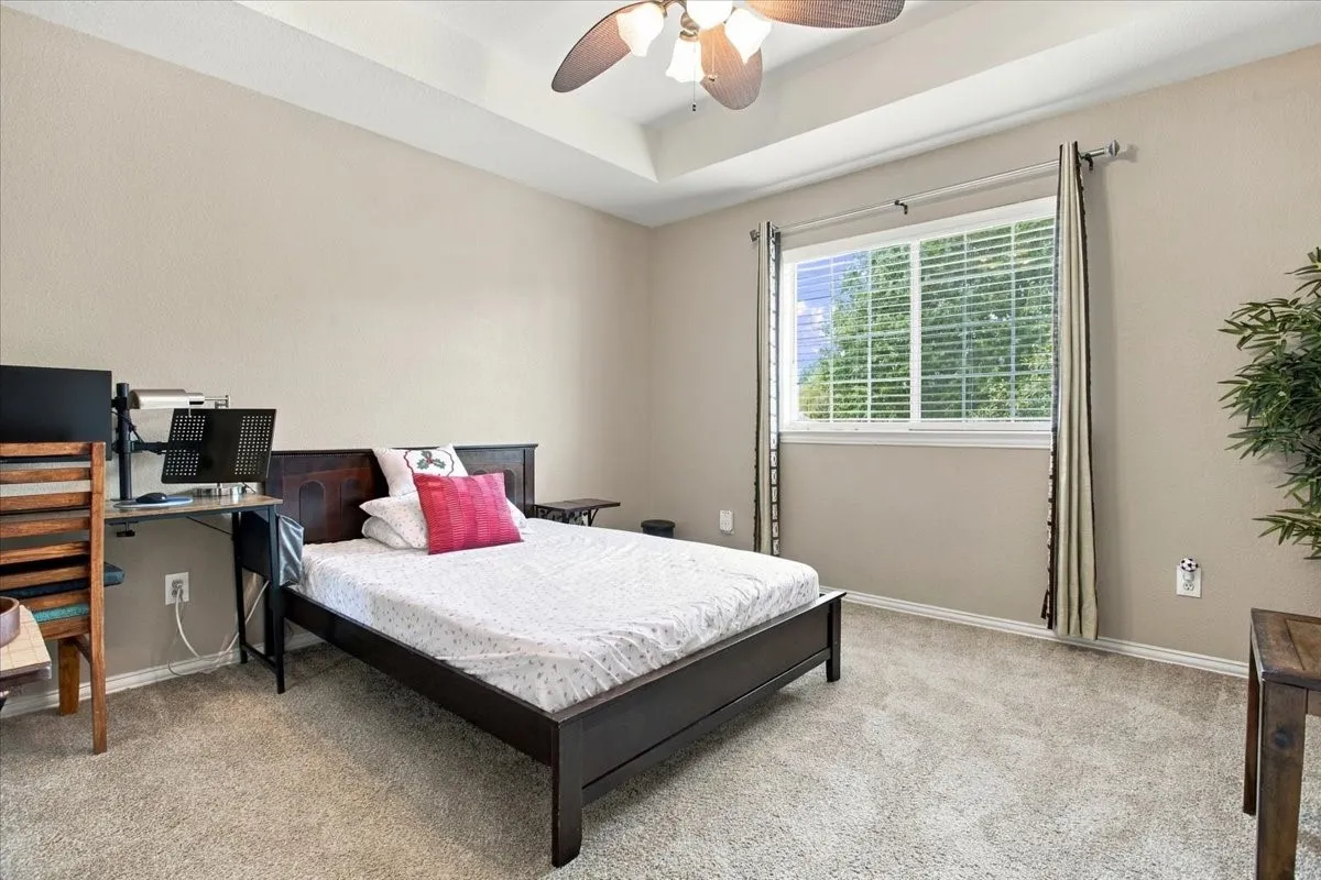 Single Family Residence For Sale in Collin County , 9205 Cedardale Drive, Plano, Texas 75025, 4 Bedroom, 4 Bathroom, 2 Garage spaces, 2,865 Sqft, built in 1999, mls#21401298, Real Estate Agent in Plano, Homes For Sale in Collin county, Homes For Sale in Plano, Realtor in Plano Texas, Real Estate Brokerage Independent Realty Texas, Luminita Cordes Realtor