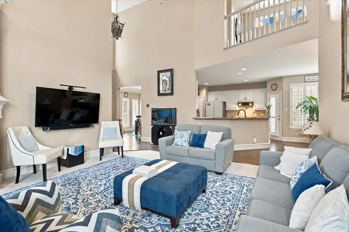 Single Family Residence For Sale in Collin County , 9205 Cedardale Drive, Plano, Texas 75025, 4 Bedroom, 4 Bathroom, 2 Garage spaces, 2,865 Sqft, built in 1999, mls#21401298, Real Estate Agent in Plano, Homes For Sale in Collin county, Homes For Sale in Plano, Realtor in Plano Texas, Real Estate Brokerage Independent Realty Texas, Luminita Cordes Realtor