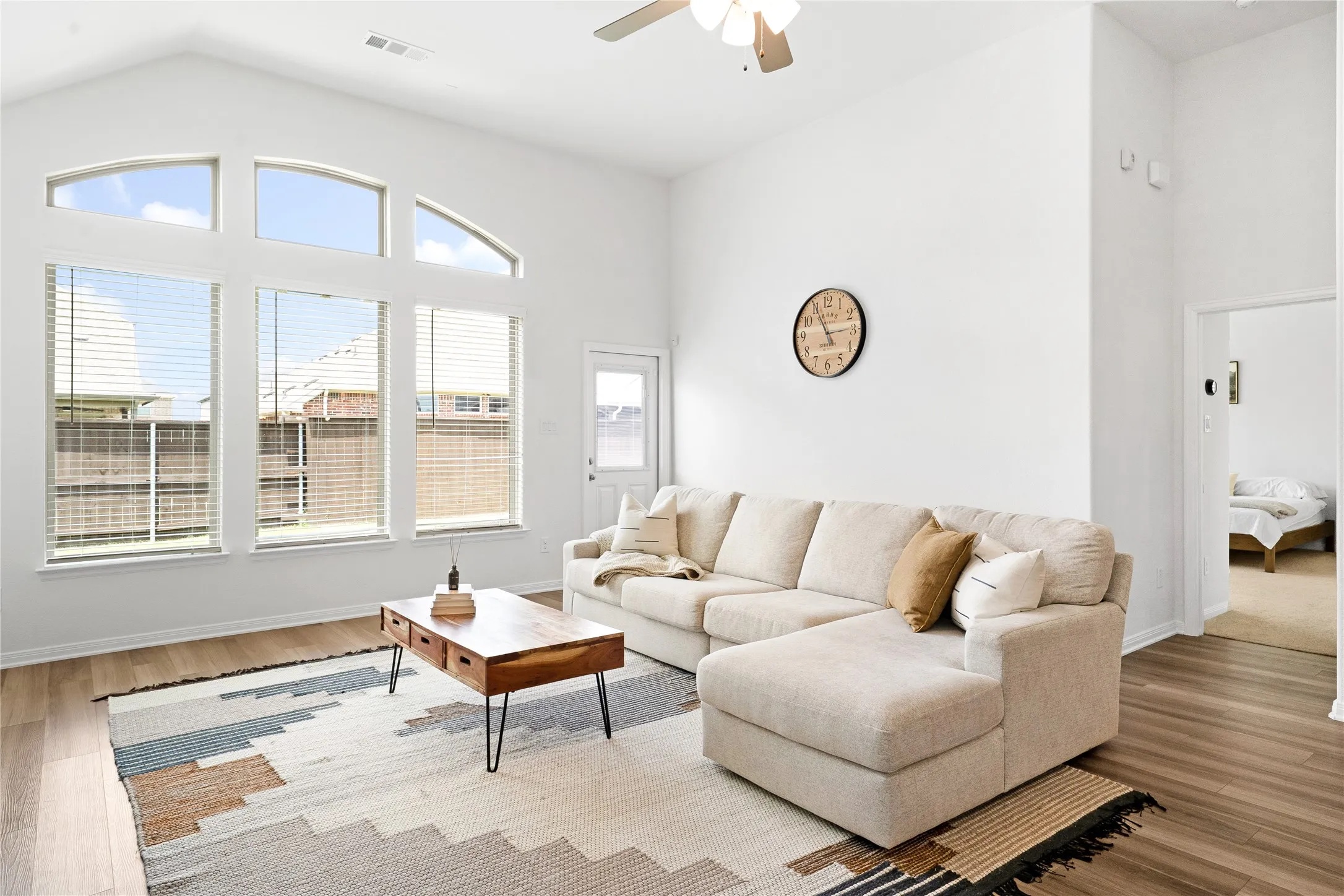 Single Family Residence For Sale in Denton County , 16513 Garden Drive, Celina, Texas 75009, 4 Bedroom, 3 Bathroom, 2 Garage spaces, 2,342 Sqft, built in 2022, mls#21395809, Real Estate Agent in Celina, Homes For Sale in Denton county, Homes For Sale in Celina, Realtor in Celina Texas, Real Estate Brokerage Independent Realty Texas, Luminita Cordes Realtor